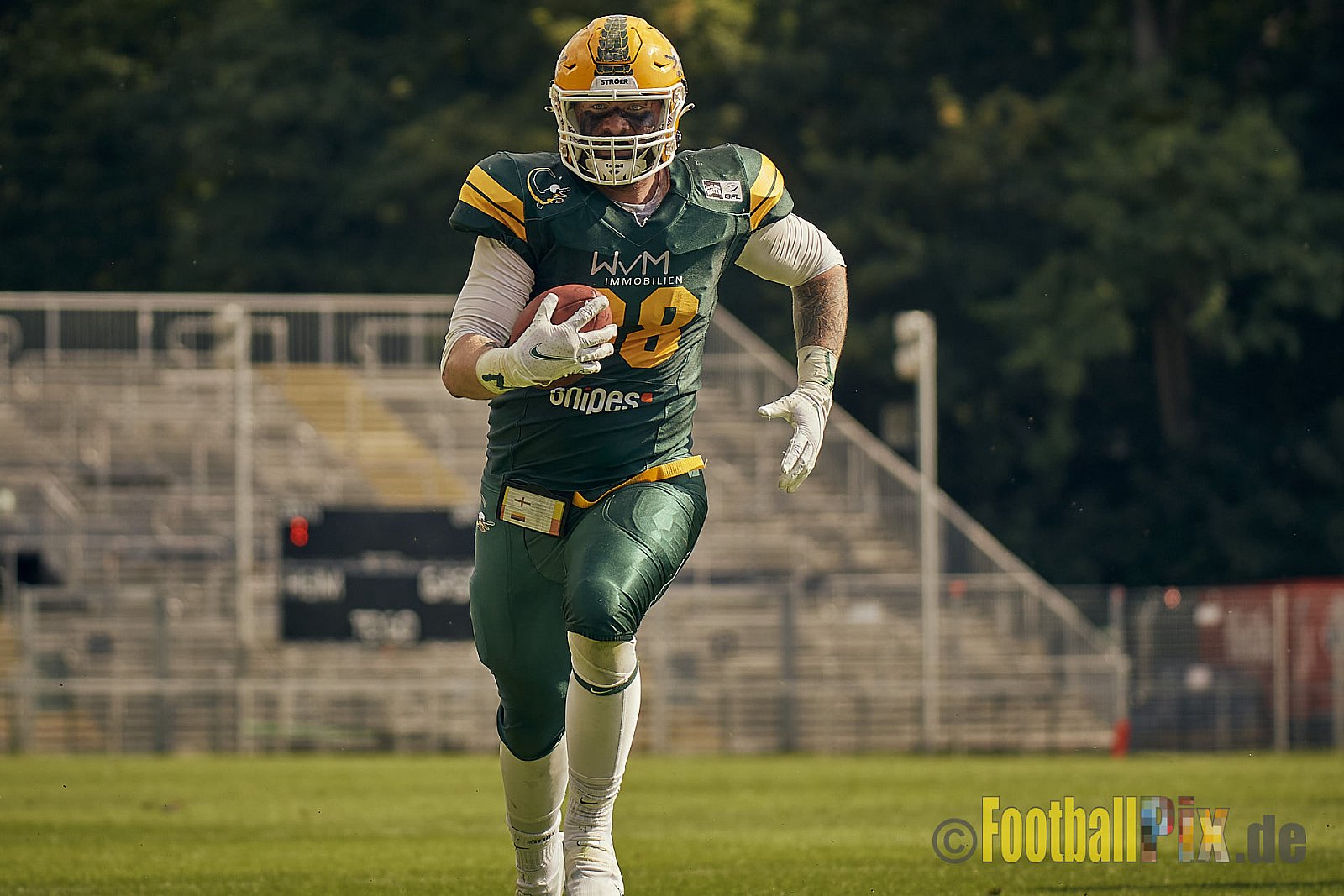 GFL Season 2022 Cologne Crocodiles vs. Kiel Baltic Hurricanes am 11.06.2022 im Stadion Stadion Höhenberg, Höhenberger Ring, 51103 Köln. Punkte Endstand 49 : 00. Bildnummer: 2022-06-11_0992 - CologneCrocodilesVsKielBalticHurricanes