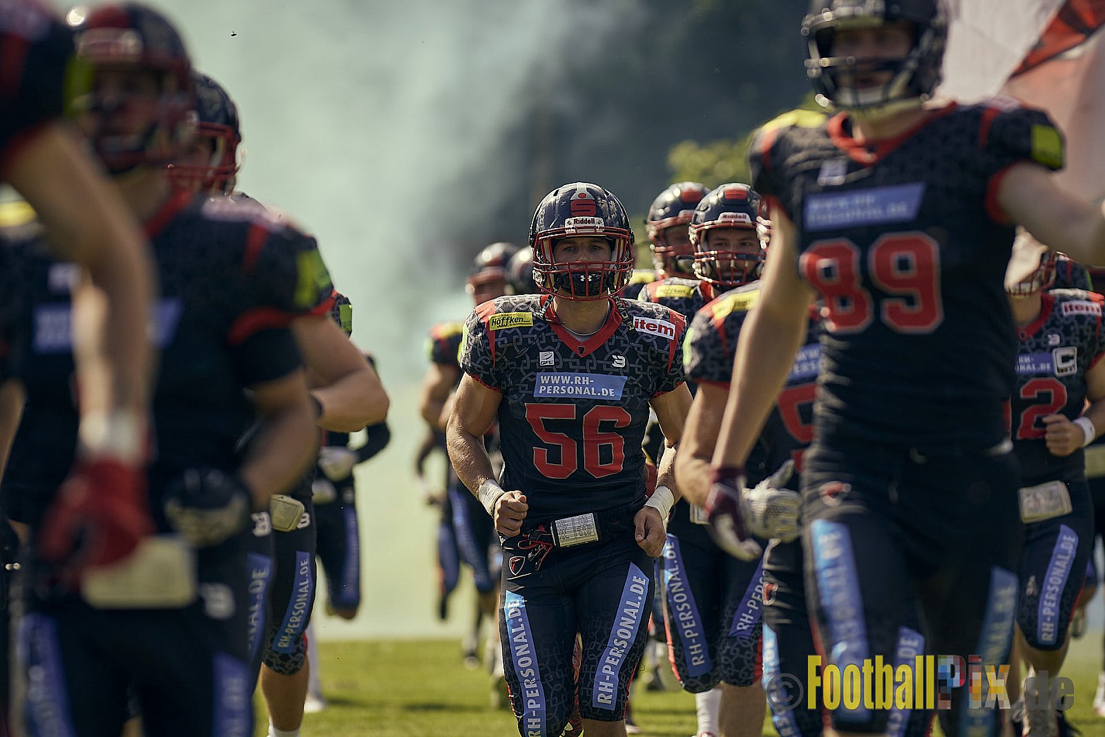 GFL2 Season 2022 Solingen Paladins vs. Assindia Cardinals am 2.07.2022 im Stadion Jahnkampfbahn Solingen, Adolf-Clarenbach-Straße 36, 42719 Solingen. Spiel Endstand 25 : 13. Bildnummer: 2022-07-02_0020 - SolingenPaladinsVsAssindiaCardinals