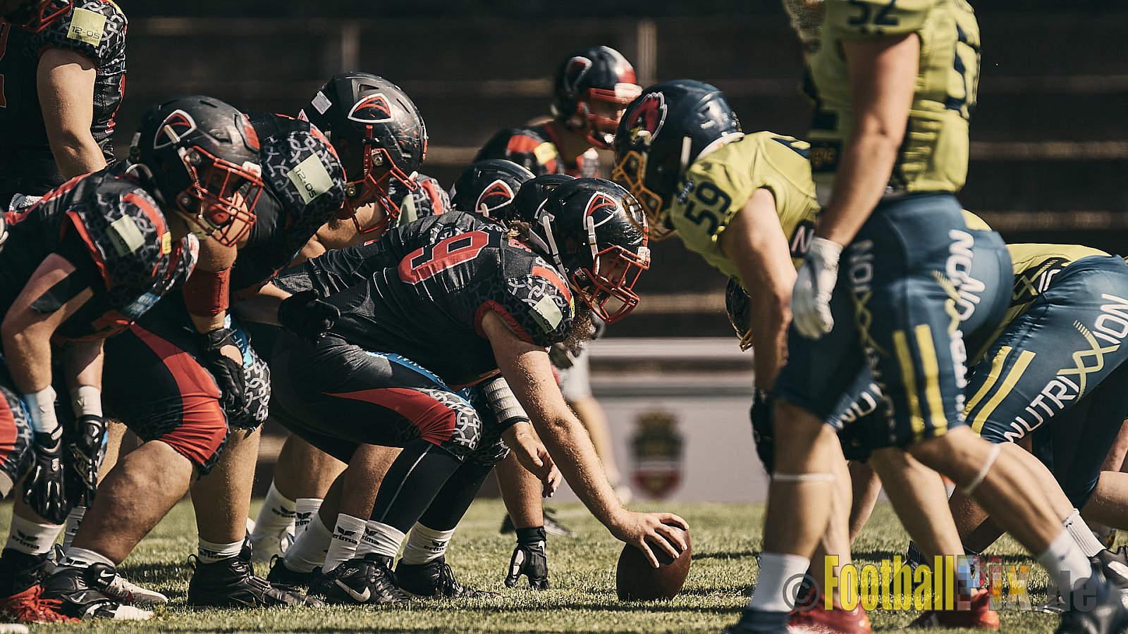 GFL2 Season 2022 Solingen Paladins vs. Assindia Cardinals am 2.07.2022 im Stadion Jahnkampfbahn Solingen, Adolf-Clarenbach-Straße 36, 42719 Solingen. Spiel Endstand 25 : 13. Bildnummer: 2022-07-02_0093 - SolingenPaladinsVsAssindiaCardinals