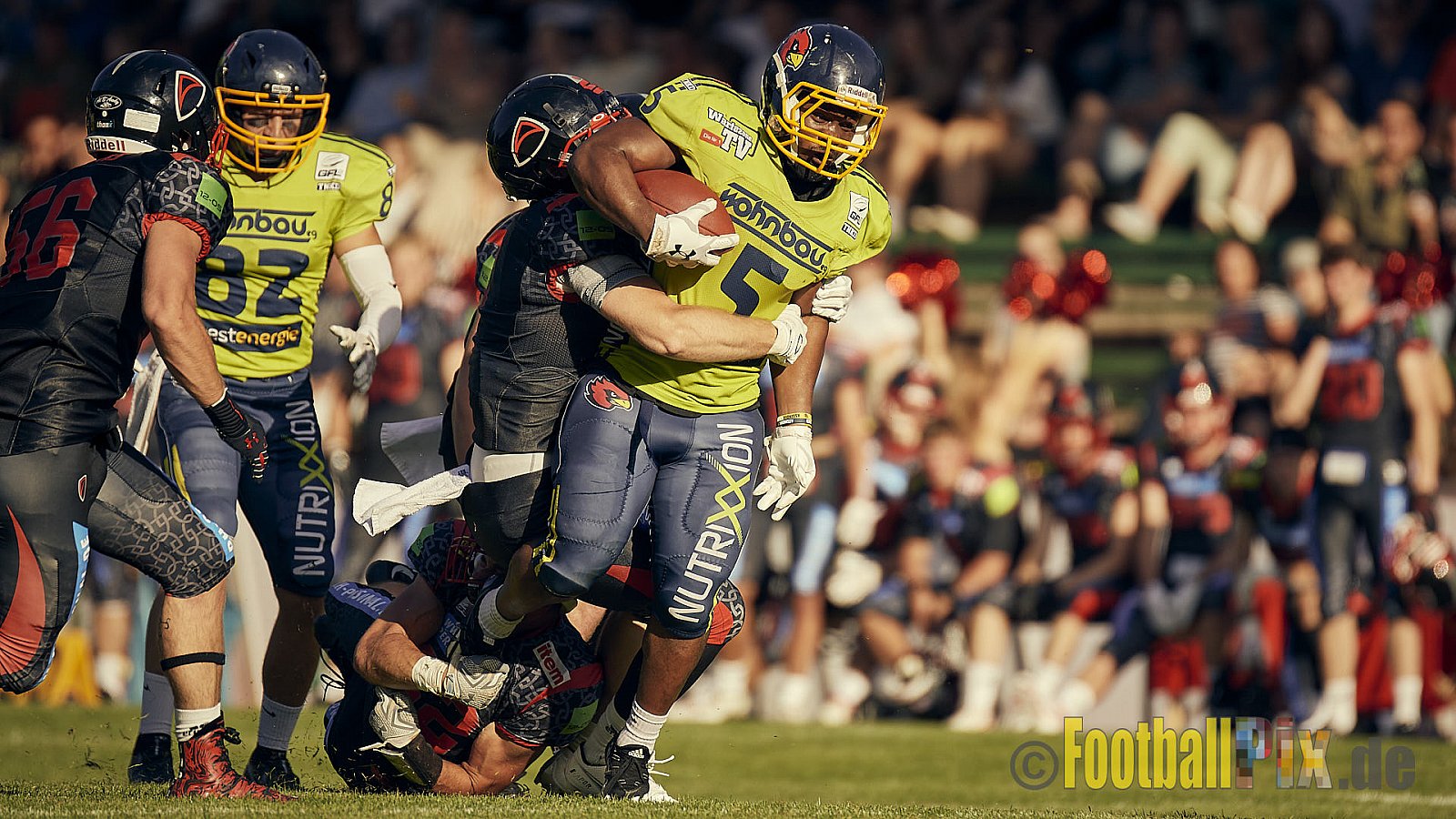 GFL2 Season 2022 Solingen Paladins vs. Assindia Cardinals am 2.07.2022 im Stadion Jahnkampfbahn Solingen, Adolf-Clarenbach-Straße 36, 42719 Solingen. Spiel Endstand 25 : 13. Bildnummer: 2022-07-02_0429 - SolingenPaladinsVsAssindiaCardinals