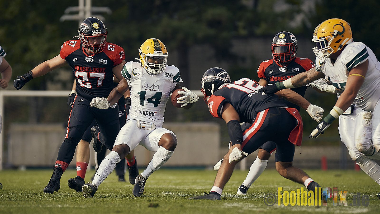 Spiel der GFL Season 2022 Düsseldorf Panther vs. Cologne Crocodiles am 20.08.2022 im Stadion VfL Benrath, Karl-Hohmann-Straße 70, 40597 Düsseldorf, Punkte Endstand 07 : 49.
[Bildnummer: 2022-08-20_0072] - DPantherVsCologneCrocodiles