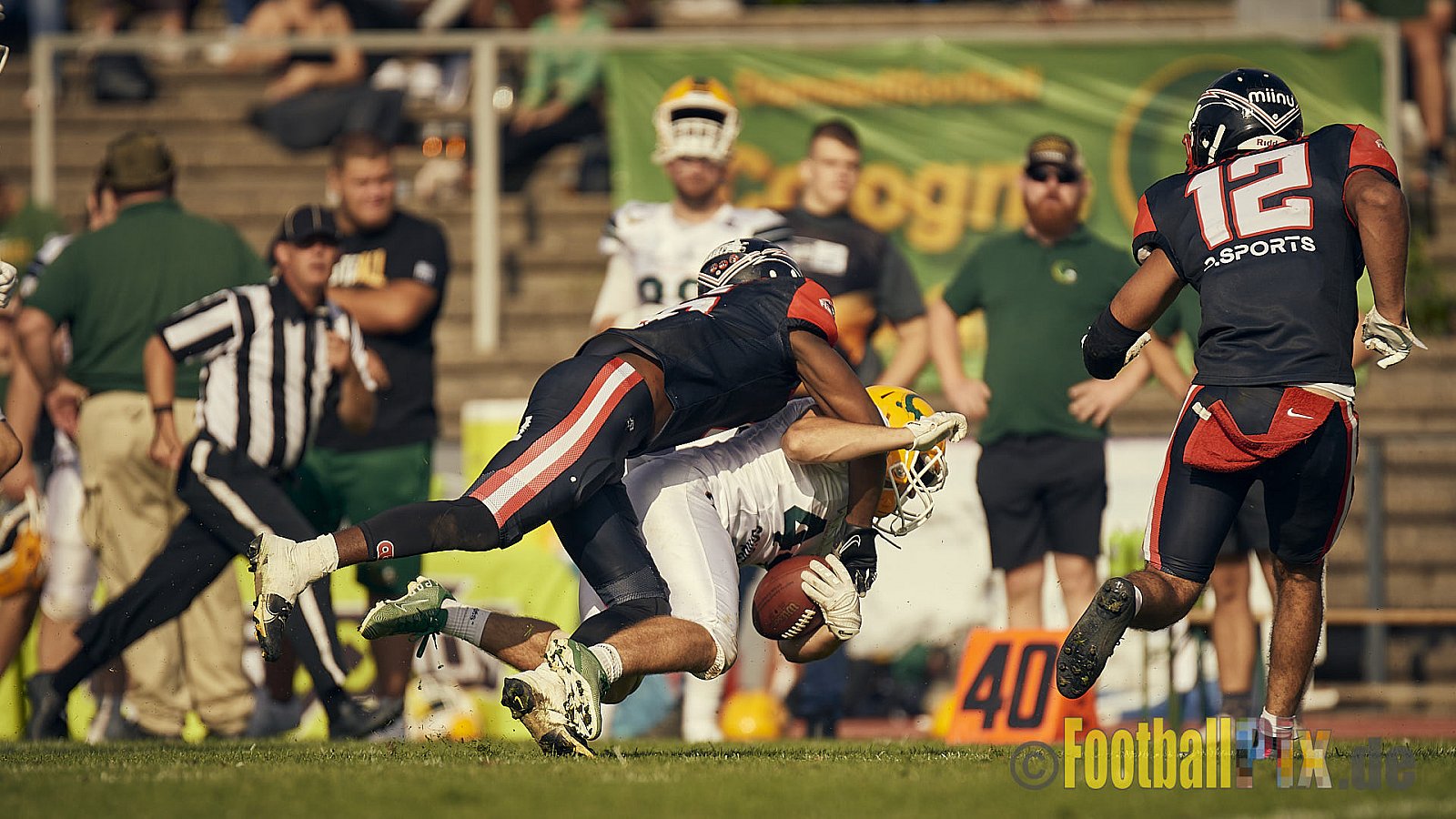 Spiel der GFL Season 2022 Düsseldorf Panther vs. Cologne Crocodiles am 20.08.2022 im Stadion VfL Benrath, Karl-Hohmann-Straße 70, 40597 Düsseldorf, Punkte Endstand 07 : 49.
[Bildnummer: 2022-08-20_0190] - DPantherVsCologneCrocodiles