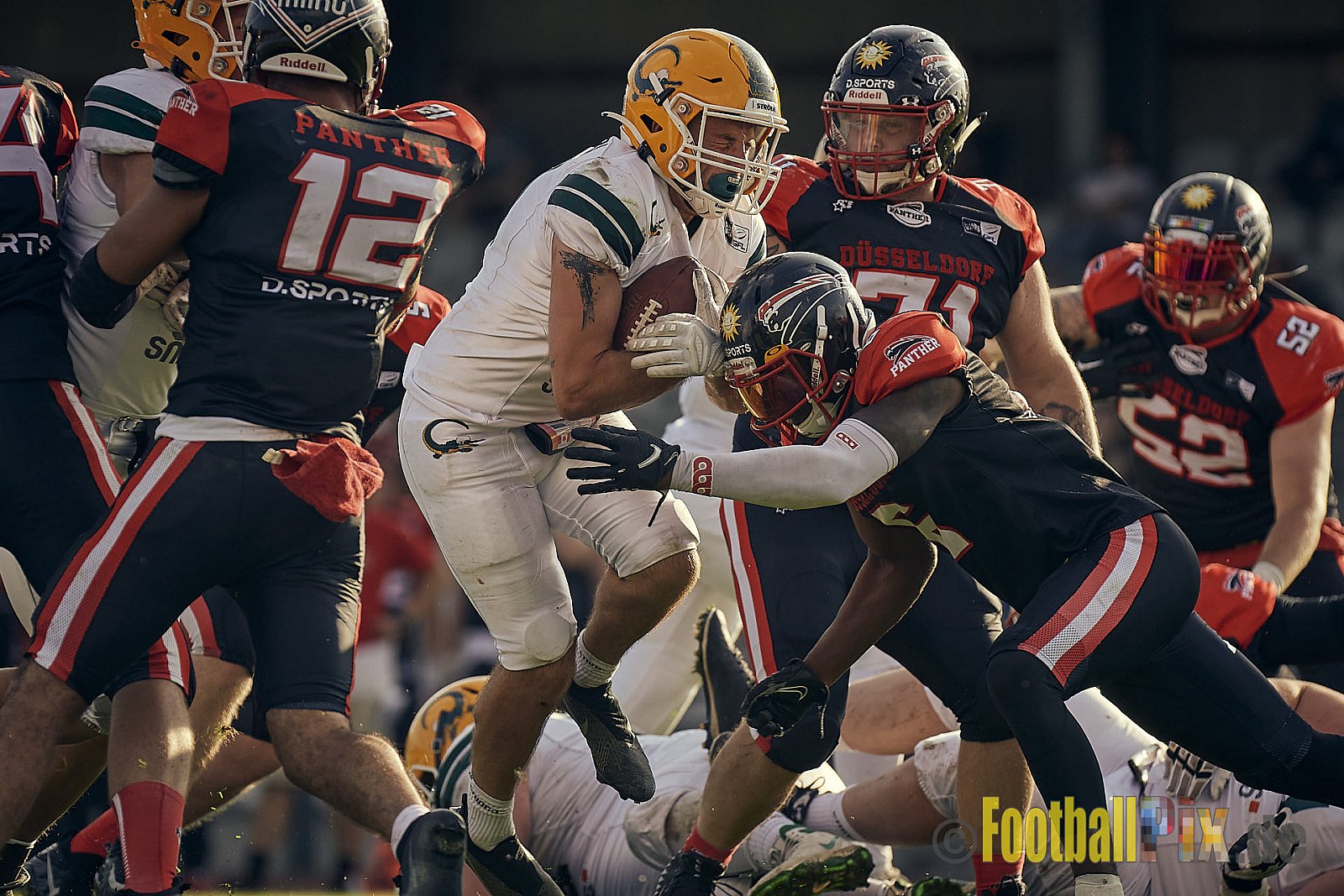 Spiel der GFL Season 2022 Düsseldorf Panther vs. Cologne Crocodiles am 20.08.2022 im Stadion VfL Benrath, Karl-Hohmann-Straße 70, 40597 Düsseldorf, Punkte Endstand 07 : 49.
[Bildnummer: 2022-08-20_0345] - DPantherVsCologneCrocodiles