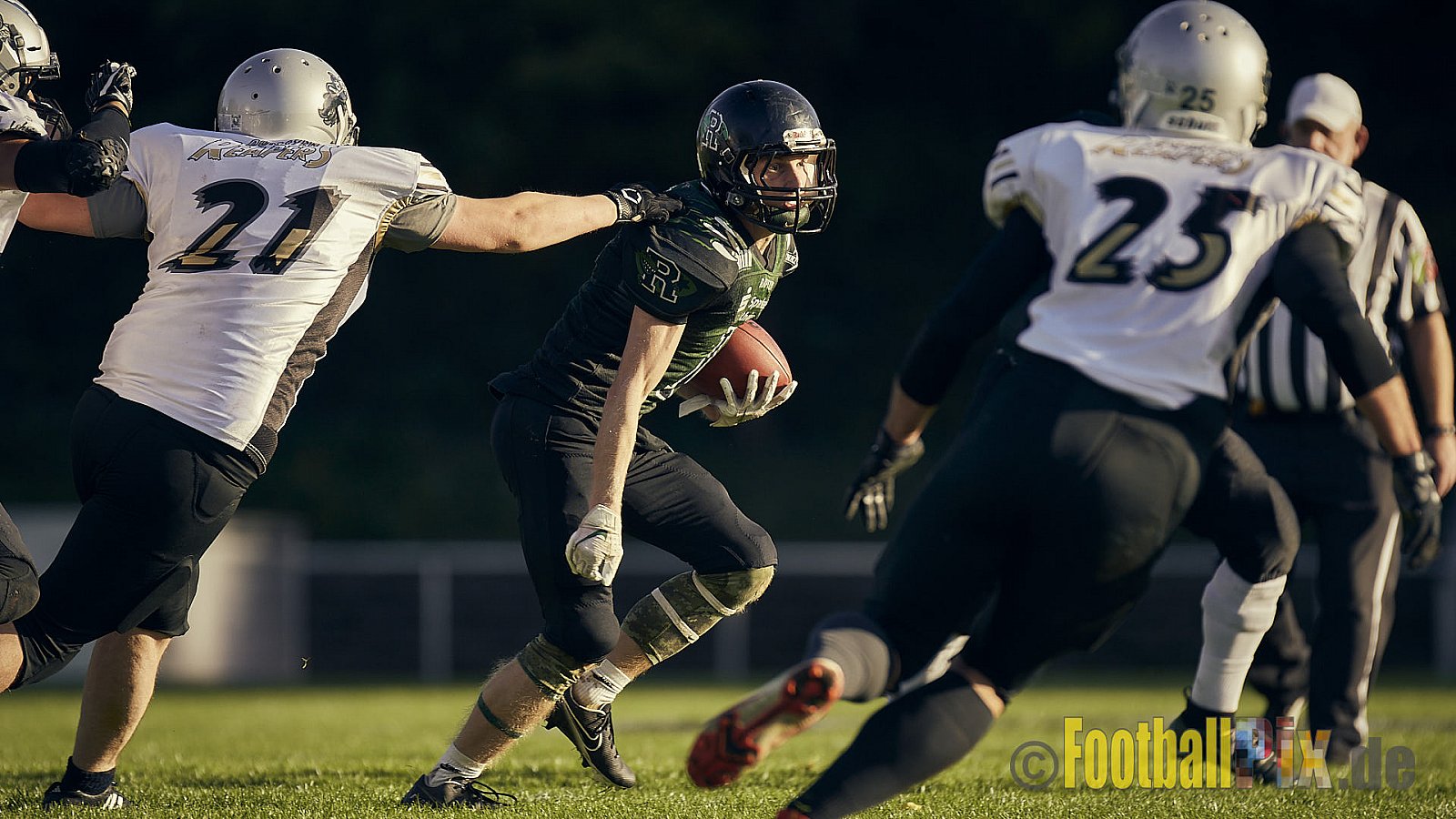 AFCV NRW Landesliga Season 2022 Rheine Raptors vs. Dorsten Reapers am 02.10.2022 im Stadion Jahnstadion, Schützenstraße, 48429 Rheine, Punkte Endstand 35 : 09.
[Bildnummer: 2022-10-02_0833] - RheineRaptorsVsDorstenReapers