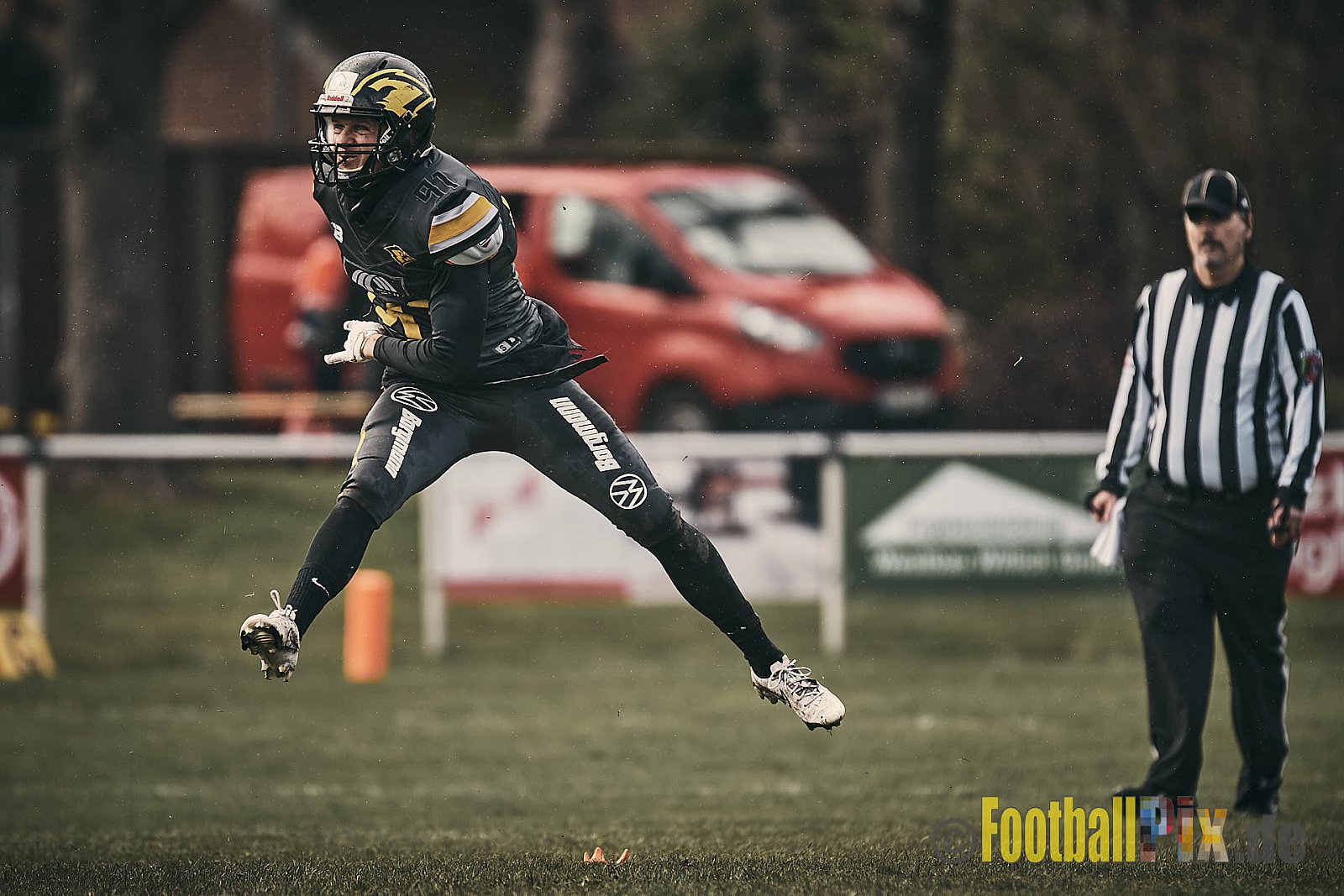 Preseason Game 2023 Krefeld Ravens vs. Troisdorf Jets am 25.03.2023 im Stadion BSA Sprödental. Die Adresse: BeziBSA Sprödental, Sprödentalstr. 15, 47799 Krefeld. Punkte Endstand 12 : 07. Bildnummer: 2023-03-25_0076 - KrefeldRavensVsTroisdorfJets