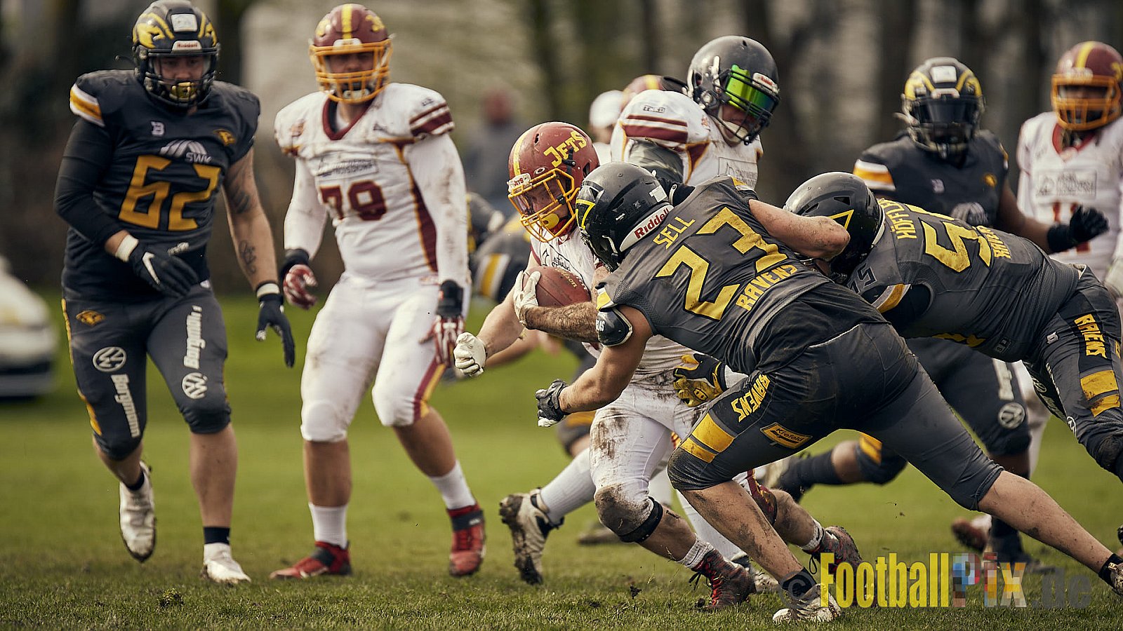 Preseason Game 2023 Krefeld Ravens vs. Troisdorf Jets am 25.03.2023 im Stadion BSA Sprödental. Die Adresse: BeziBSA Sprödental, Sprödentalstr. 15, 47799 Krefeld. Punkte Endstand 12 : 07. Bildnummer: 2023-03-25_0219 - KrefeldRavensVsTroisdorfJets