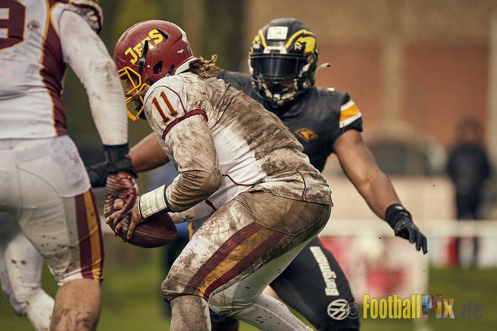 Preseason Game 2023 Krefeld Ravens vs. Troisdorf Jets am 25.03.2023 im Stadion BSA Sprödental. Die Adresse: BeziBSA Sprödental, Sprödentalstr. 15, 47799 Krefeld. Punkte Endstand 12 : 07. Bildnummer: 2023-03-25_0345 - KrefeldRavensVsTroisdorfJets