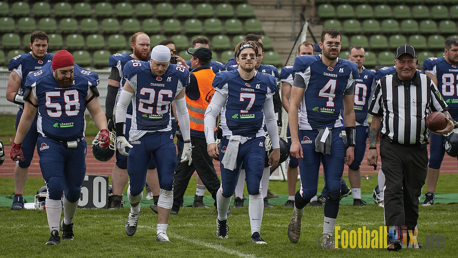 AFCV Verbandsliga Season 2023 Recklinghausen Chargers vs. Rheine Raptors am 29.04.2023 im Stadion Stadion Hohenhorst, Am Stadion 1, 45659 Recklinghausen, Punkte Endstand 37 : 10.
[2023-04-29_0023] - RecklinghausenChargersVsRheineRaptors