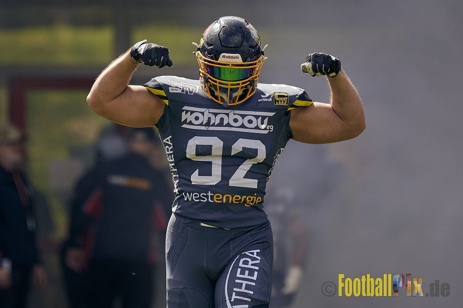 AFCV Regionalliga Season 2023 Essen Assindia Cardinals vs. Wuppertal Greyhounds am 30.04.2023 im Stadion Stadion am Hallo, Hallostraße 50, 45141 Essen, Punkte Endstand 12 : 27.
[2023-04-30_0023] - EssenAssindiaCardinalsVsWuppertalGreyhounds