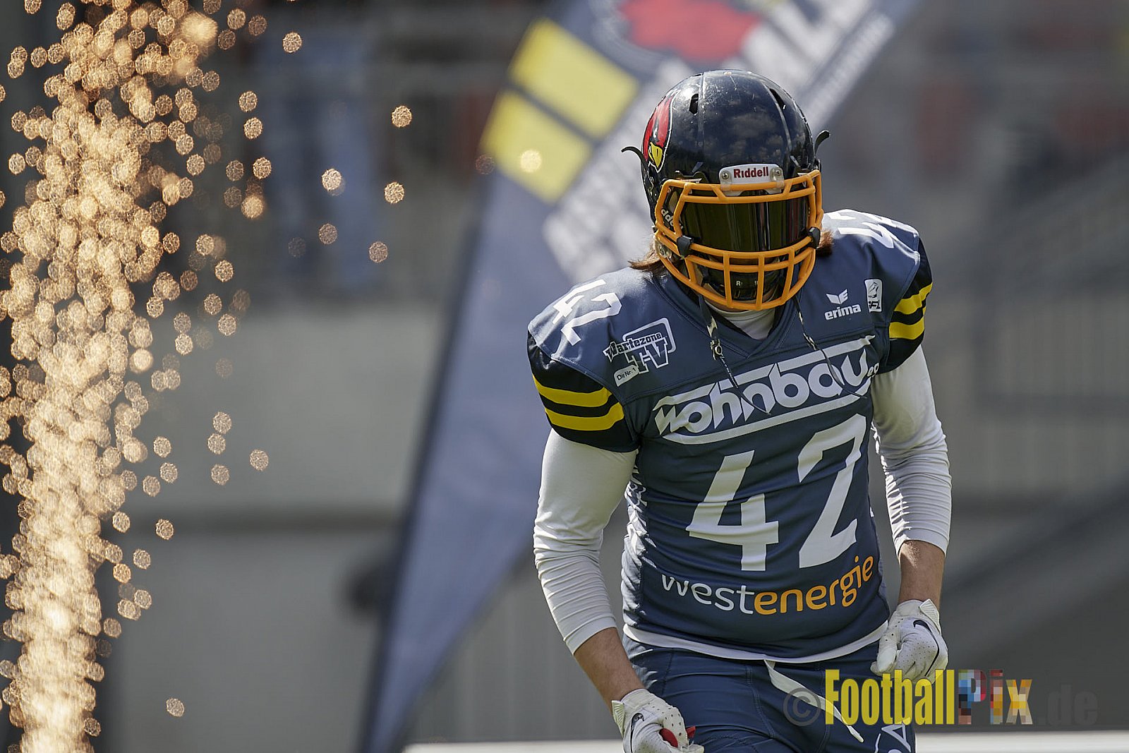 AFCV Regionalliga Season 2023 Essen Assindia Cardinals vs. Wuppertal Greyhounds am 30.04.2023 im Stadion Stadion am Hallo, Hallostraße 50, 45141 Essen, Punkte Endstand 12 : 27.
[2023-04-30_0061] - EssenAssindiaCardinalsVsWuppertalGreyhounds