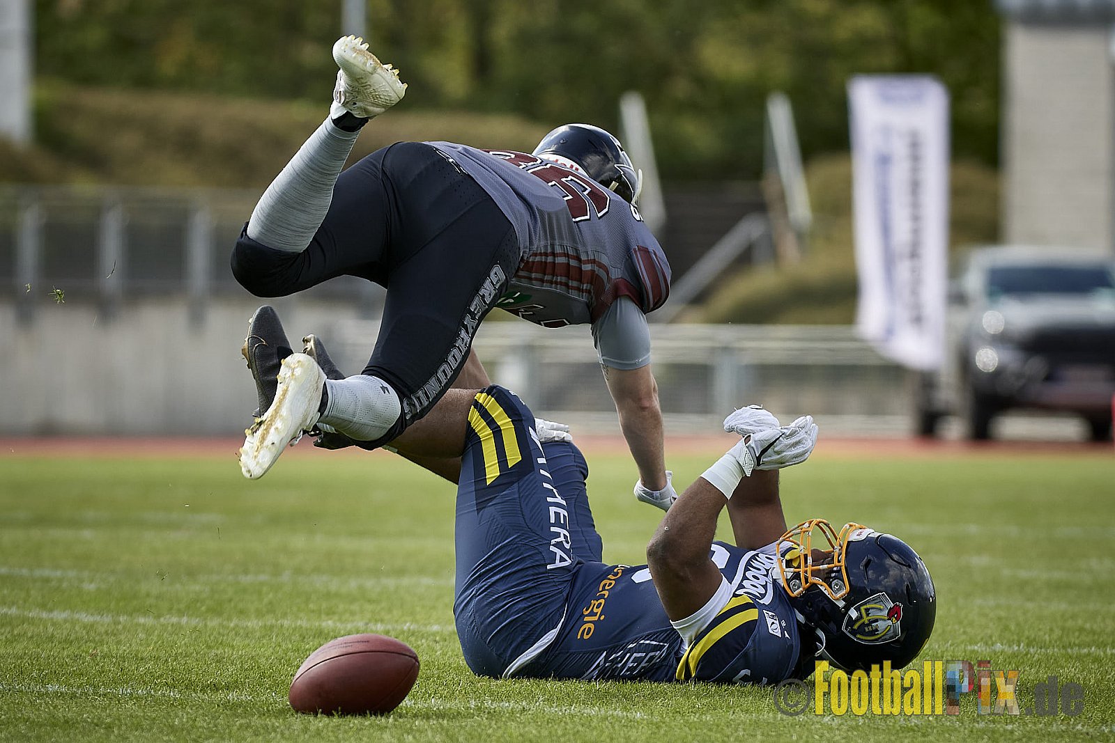 AFCV Regionalliga Season 2023 Essen Assindia Cardinals vs. Wuppertal Greyhounds am 30.04.2023 im Stadion Stadion am Hallo, Hallostraße 50, 45141 Essen, Punkte Endstand 12 : 27.
[2023-04-30_0142] - EssenAssindiaCardinalsVsWuppertalGreyhounds