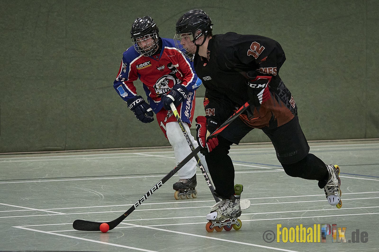 ISHD Inliner Hockey LLR Monheim Skunks I vs. Hilden Flames II am 14.05.2023 im Stadion Sporthalle Sandberg, Falkenstr., 40789 Monheim, Punkte Endstand 9 : 8. - IshdMonheimSkunksVsHildenFlames2