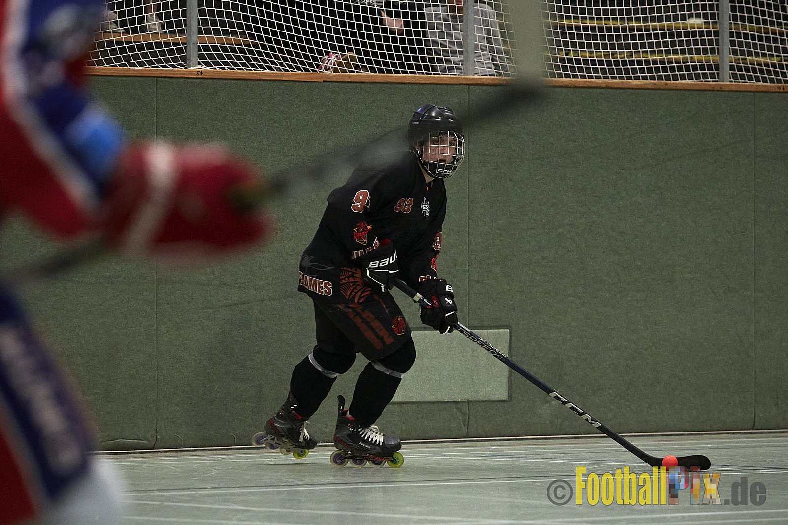 ISHD Inliner Hockey LLR Monheim Skunks I vs. Hilden Flames II am 14.05.2023 im Stadion Sporthalle Sandberg, Falkenstr., 40789 Monheim, Punkte Endstand 9 : 8. - IshdMonheimSkunksVsHildenFlames2