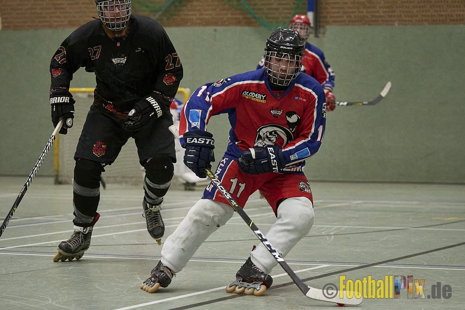 ISHD Inliner Hockey LLR Monheim Skunks I vs. Hilden Flames II am 14.05.2023 im Stadion Sporthalle Sandberg, Falkenstr., 40789 Monheim, Punkte Endstand 9 : 8. - IshdMonheimSkunksVsHildenFlames2