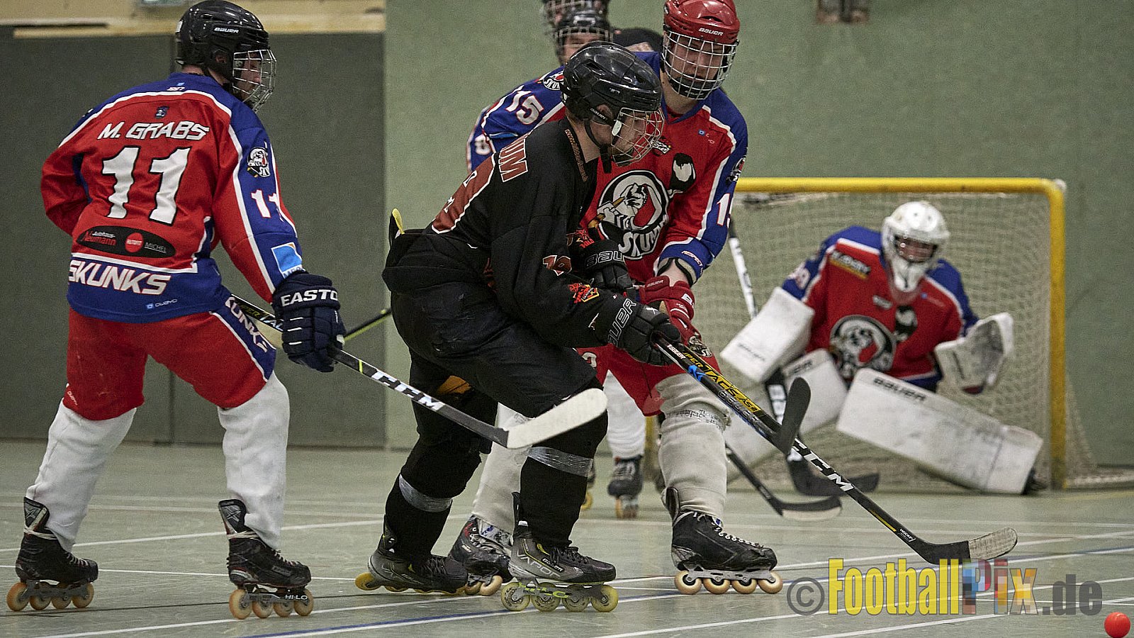 ISHD Inliner Hockey LLR Monheim Skunks I vs. Hilden Flames II am 14.05.2023 im Stadion Sporthalle Sandberg, Falkenstr., 40789 Monheim, Punkte Endstand 9 : 8. - IshdMonheimSkunksVsHildenFlames2