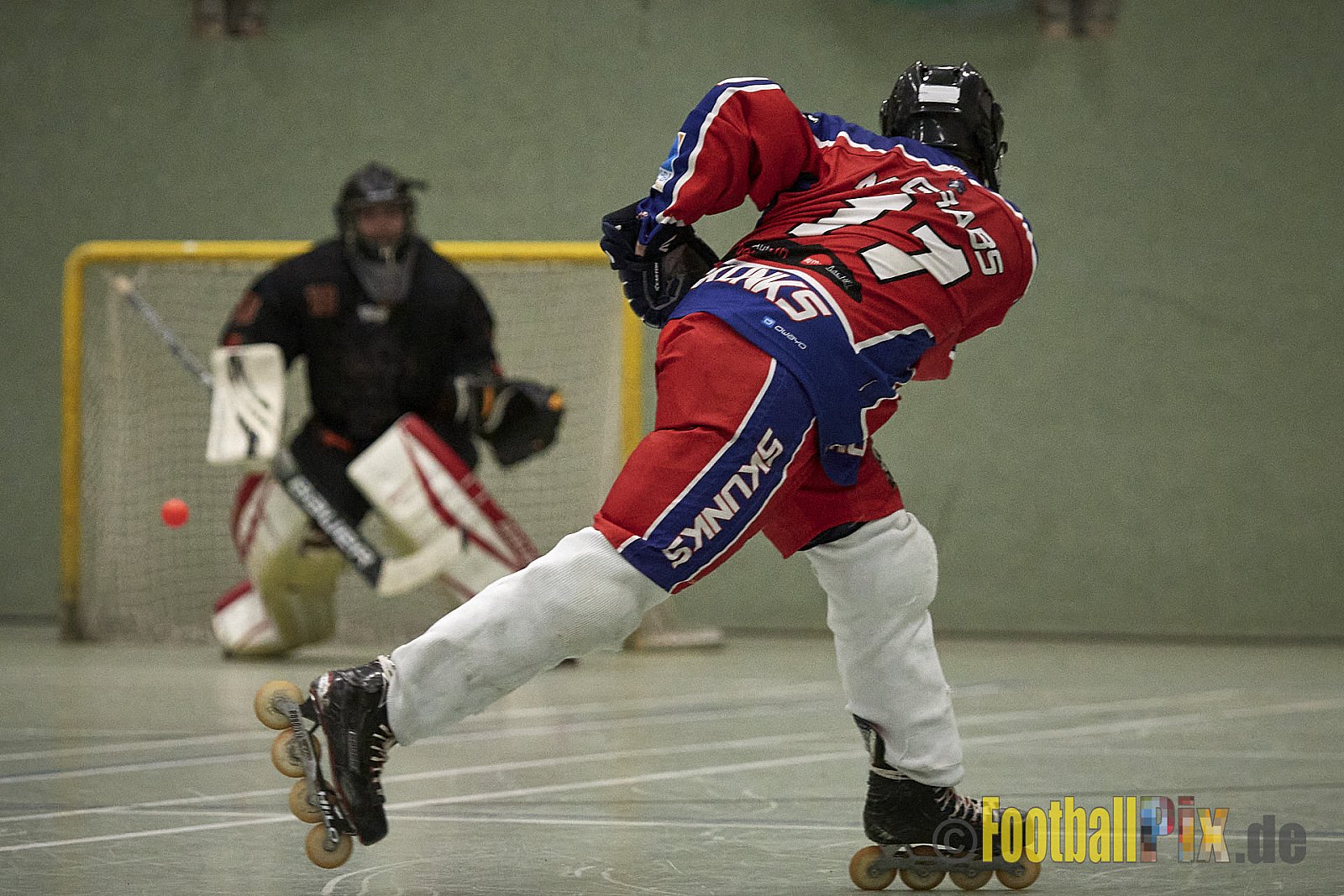 ISHD Inliner Hockey LLR Monheim Skunks I vs. Hilden Flames II am 14.05.2023 im Stadion Sporthalle Sandberg, Falkenstr., 40789 Monheim, Punkte Endstand 9 : 8. - IshdMonheimSkunksVsHildenFlames2
