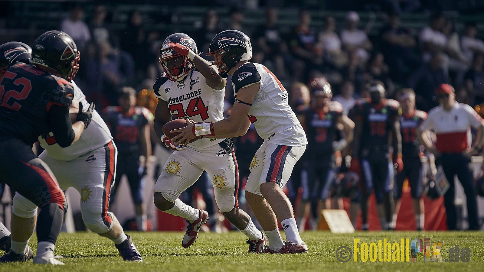 GFL2 Season 2023 Solingen Paladins vs. Düsseldorf Panther am 27.05.2023 im Stadion Jahnkampfbahn Solingen, Adolf-Clarenbach-Straße 36, 42719 Solingen. Punkte Endstand 20 : 21.
[Bildnummer: 2023-05-27_0139] - SolingenPaladinsVsDPanther