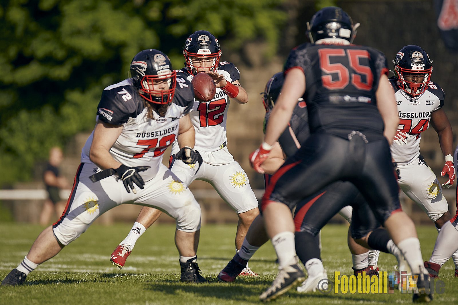 GFL2 Season 2023 Solingen Paladins vs. Düsseldorf Panther am 27.05.2023 im Stadion Jahnkampfbahn Solingen, Adolf-Clarenbach-Straße 36, 42719 Solingen. Punkte Endstand 20 : 21.
[Bildnummer: 2023-05-27_0313] - SolingenPaladinsVsDPanther