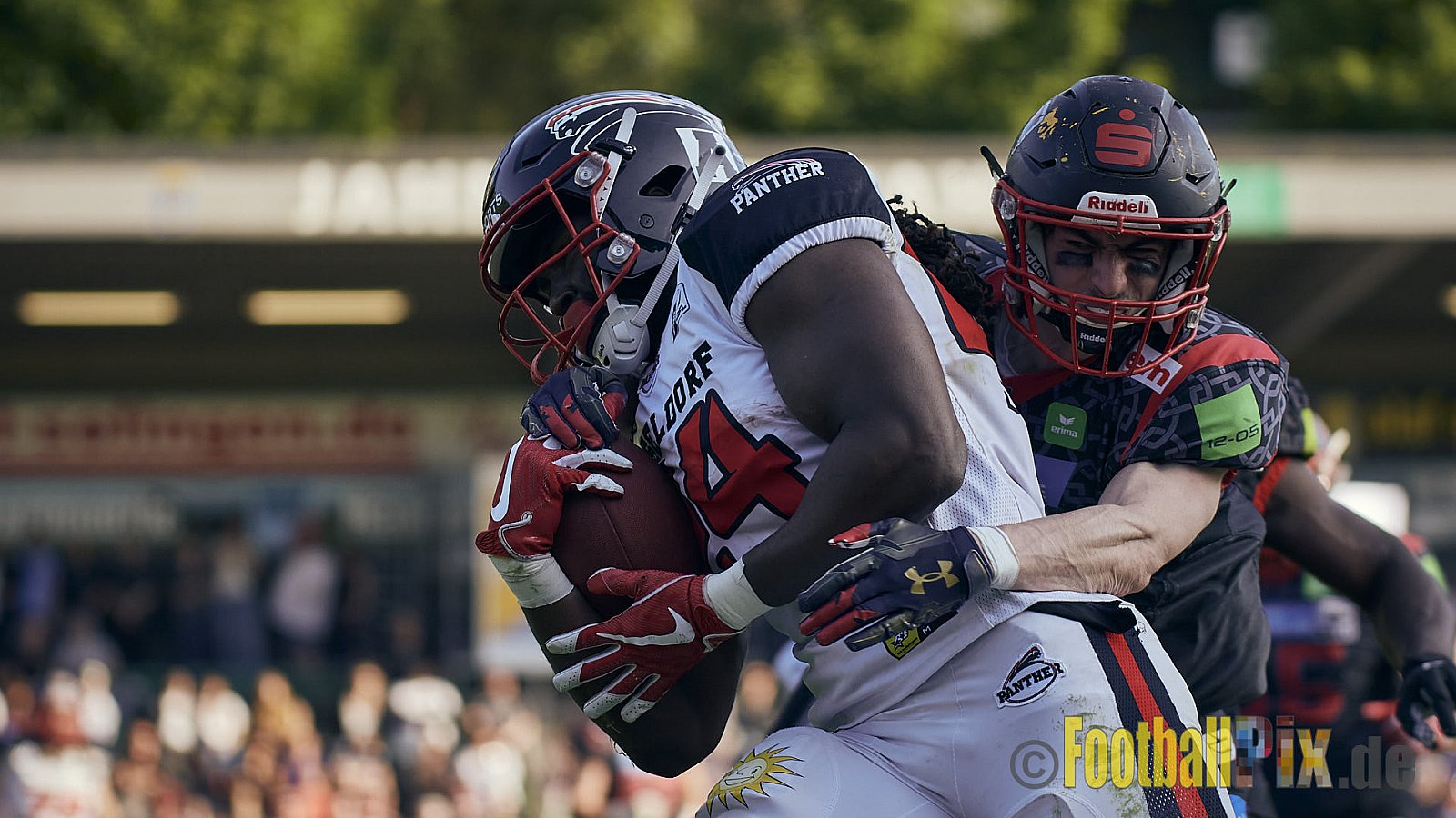 GFL2 Season 2023 Solingen Paladins vs. Düsseldorf Panther am 27.05.2023 im Stadion Jahnkampfbahn Solingen, Adolf-Clarenbach-Straße 36, 42719 Solingen. Punkte Endstand 20 : 21.
[Bildnummer: 2023-05-27_0509] - SolingenPaladinsVsDPanther