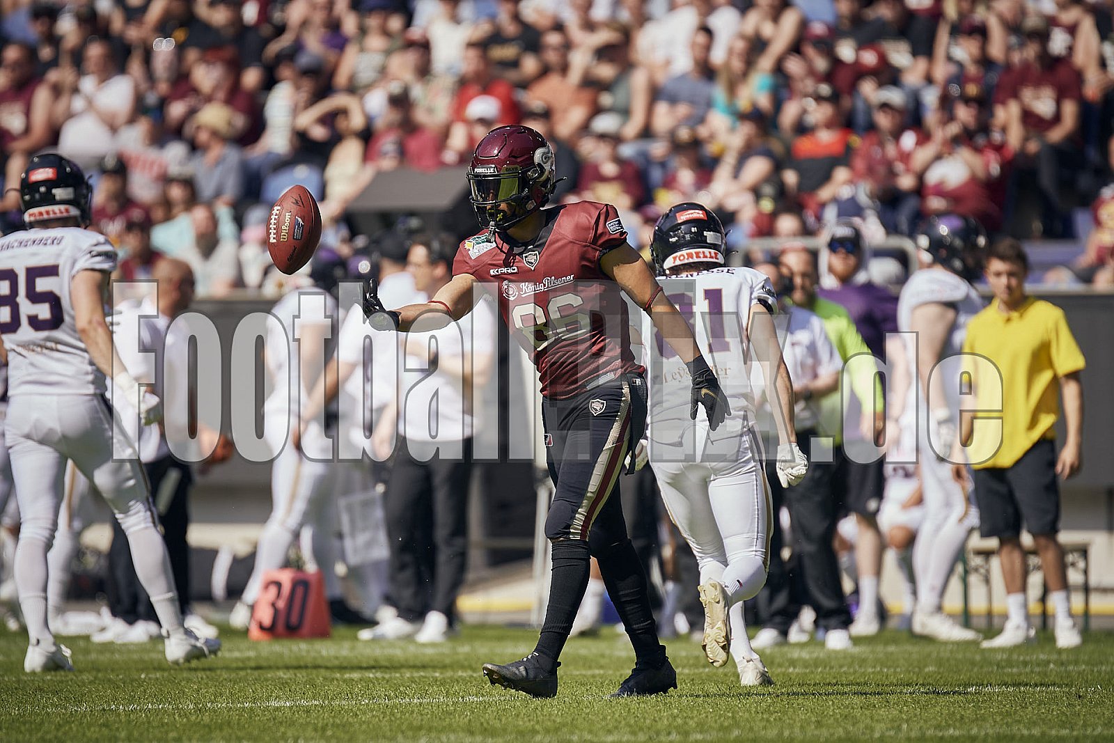 Die 1.Spielwoche der European League of Football (ELF) Season 2023 Rhein Fire vs. Frankfurt Galaxy  am 4.06.2023 im Stadion Schauinsland-Reisen-Arena, Margaretenstraße 5-7, 47055 Duisburg. Punkte Endstand 33 : 9. 
Bildnummer: 2023-06-04_0242 - ELF FrankfurtGalaxy@RheinFire