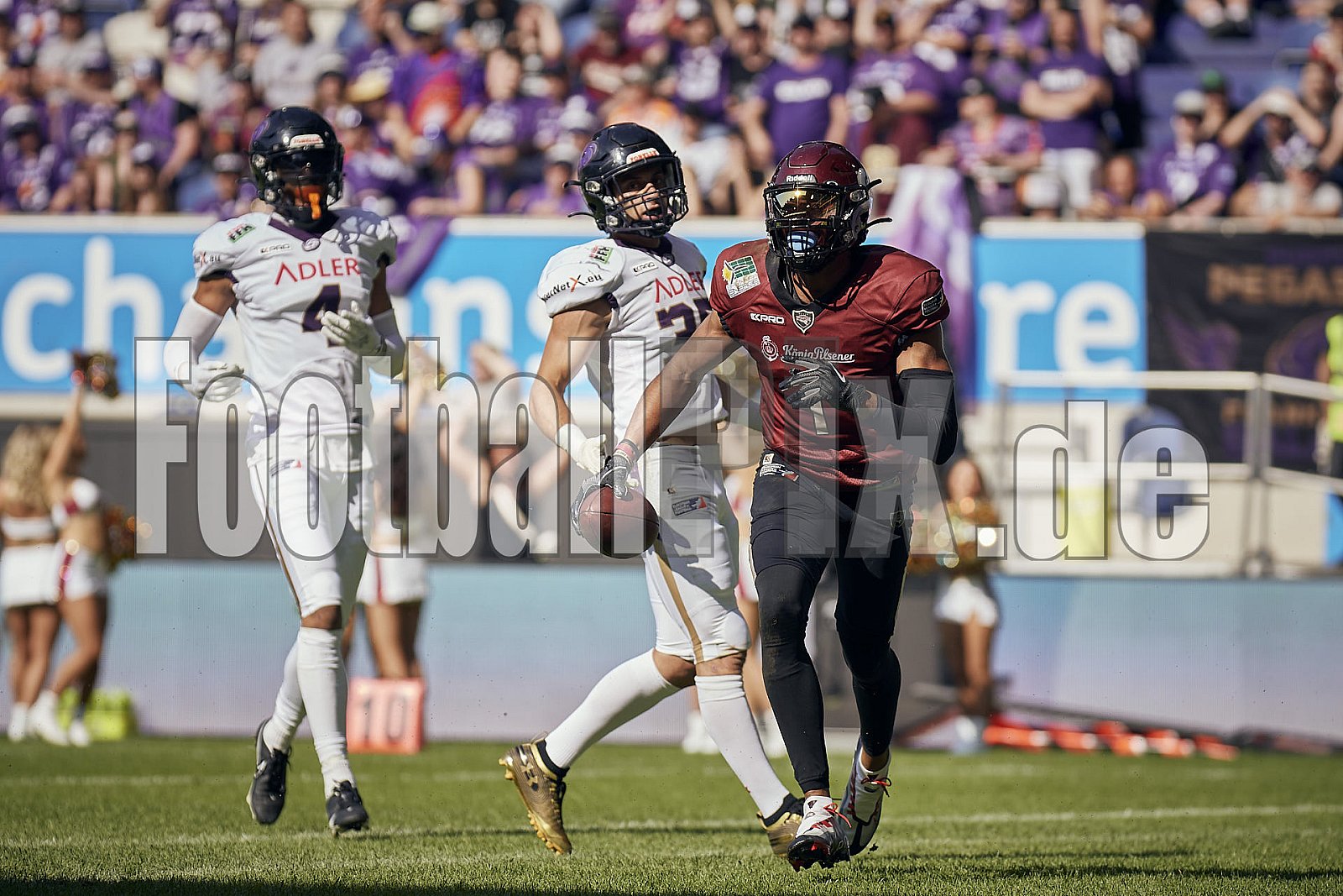 Die 1.Spielwoche der European League of Football (ELF) Season 2023 Rhein Fire vs. Frankfurt Galaxy  am 4.06.2023 im Stadion Schauinsland-Reisen-Arena, Margaretenstraße 5-7, 47055 Duisburg. Punkte Endstand 33 : 9. 
Bildnummer: 2023-06-04_0412 - ELF FrankfurtGalaxy@RheinFire