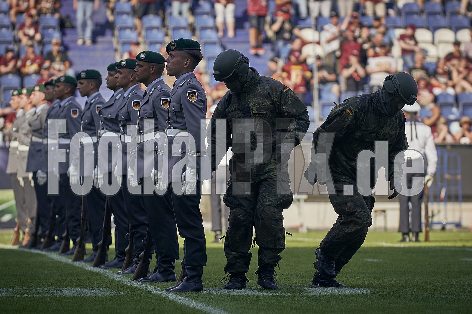 Die 1.Spielwoche der European League of Football (ELF) Season 2023 Rhein Fire vs. Frankfurt Galaxy  am 4.06.2023 im Stadion Schauinsland-Reisen-Arena, Margaretenstraße 5-7, 47055 Duisburg. Punkte Endstand 33 : 9. 
Bildnummer: 2023-06-04_0583 - ELF FrankfurtGalaxy@RheinFire