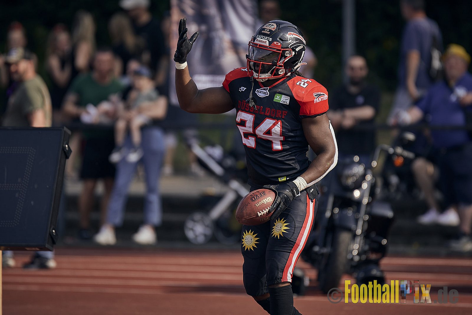 Spiel der GFL2 Season 2023 Düsseldorf Panther vs. Rostock Griffins am 17.06.2023 im Stadion VfL Benrath, Karl-Hohmann-Straße 70, 40597 Düsseldorf. Punkte Endstand 46 : 26. 
Bildnummer: 2023-06-17_0325 - DPantherVsRostockGriffins