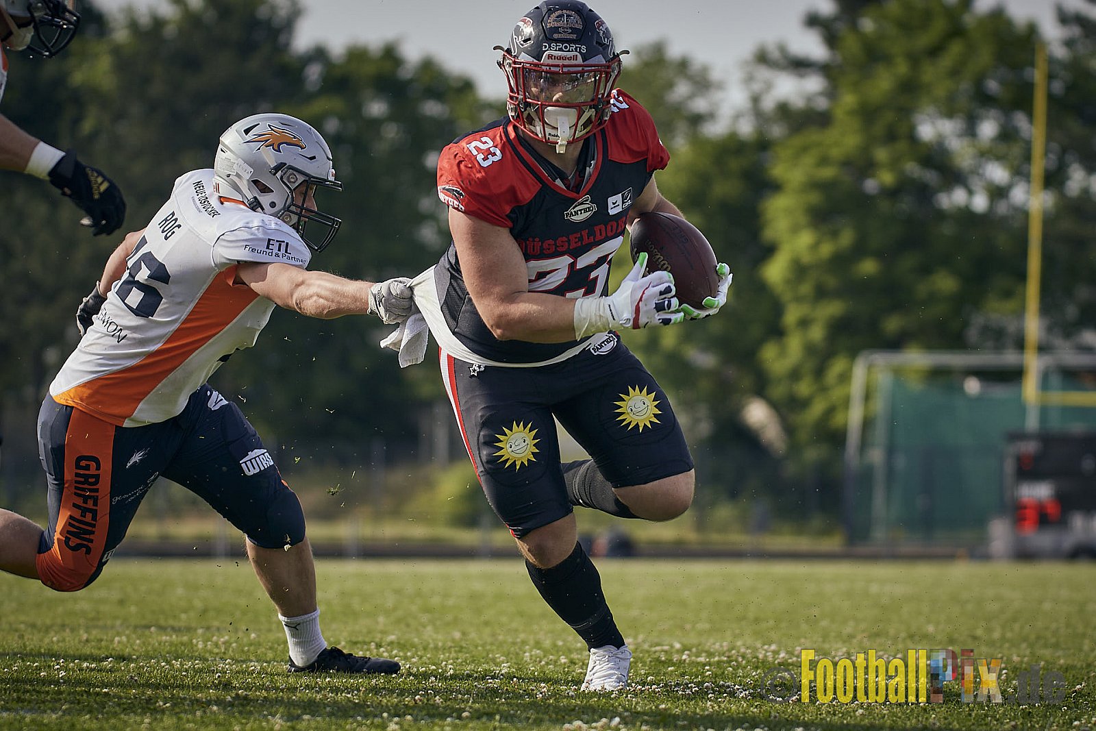 Spiel der GFL2 Season 2023 Düsseldorf Panther vs. Rostock Griffins am 17.06.2023 im Stadion VfL Benrath, Karl-Hohmann-Straße 70, 40597 Düsseldorf. Punkte Endstand 46 : 26. 
Bildnummer: 2023-06-17_0373 - DPantherVsRostockGriffins