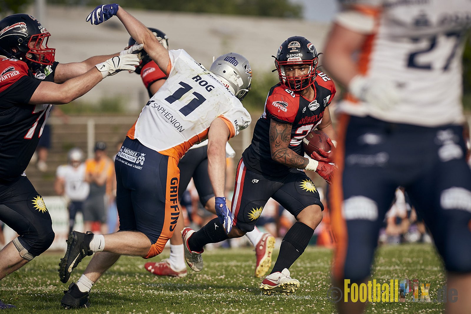 Spiel der GFL2 Season 2023 Düsseldorf Panther vs. Rostock Griffins am 17.06.2023 im Stadion VfL Benrath, Karl-Hohmann-Straße 70, 40597 Düsseldorf. Punkte Endstand 46 : 26. 
Bildnummer: 2023-06-17_0490 - DPantherVsRostockGriffins