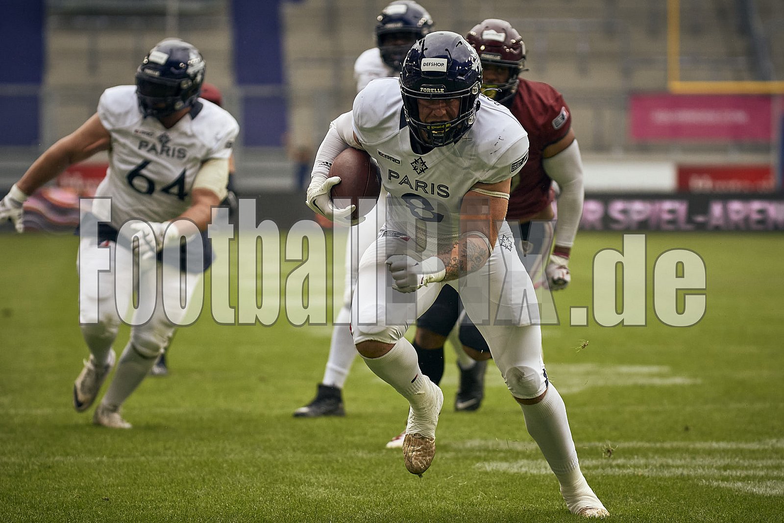 Die 3.Spielwoche der European League of Football (ELF) Season 2023 Rhein Fire vs. Paris Musketeers am 18.06.2023 im Stadion Schauinsland-Reisen-Arena, Margaretenstraße 5-7, 47055 Duisburg. Punkte Endstand 58 : 28. 
Bildnummer: 2023-06-18_0280 - ELF ParisMusketeers@RheinFire
