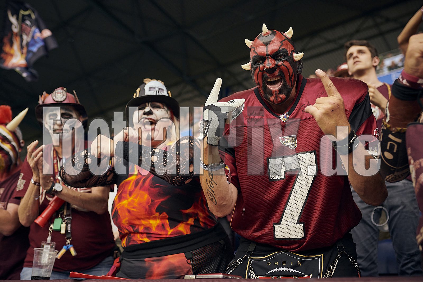 Die 3.Spielwoche der European League of Football (ELF) Season 2023 Rhein Fire vs. Paris Musketeers am 18.06.2023 im Stadion Schauinsland-Reisen-Arena, Margaretenstraße 5-7, 47055 Duisburg. Punkte Endstand 58 : 28. 
Bildnummer: 2023-06-18_0775 - ELF ParisMusketeers@RheinFire