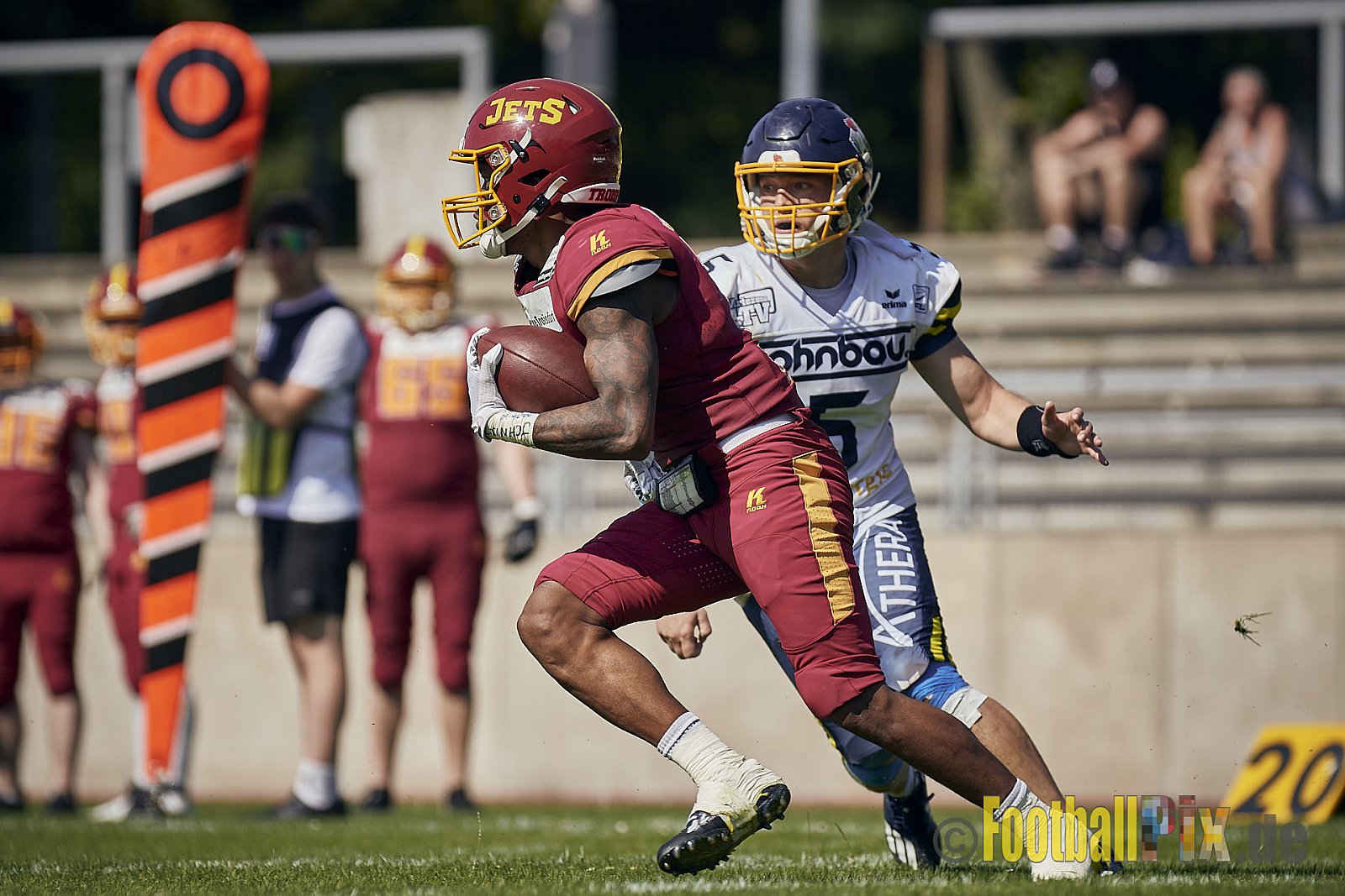 AFCV NRW Regionalliga Season 2023 Essen Assindia Cardinals vs. Troisdorf Jets am 25.06.2023 im Stadion Stadion am Hallo, Hallostraße 50, 45141 Essen. Punkte Endstand 20 : 35. 
Bildnummer: 2023-06-25_0416 - EssenAssindiaCardinalsVsTroisdorfJets