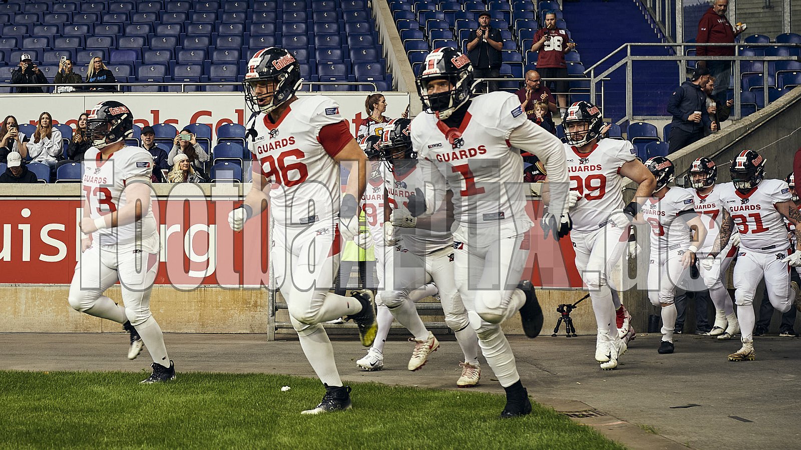 Die 5.Spielwoche der European League of Football (ELF) Season 2023 Rhein Fire vs Helvetic Guards am 1.07.2023 im Stadion Schauinsland-Reisen-Arena, Margaretenstraße 5-7, 47055 Duisburg. Punkte Endstand 51 : 0. 
Bildnummer: 2023-07-01_0167 - ELF HelveticGuards@RheinFire