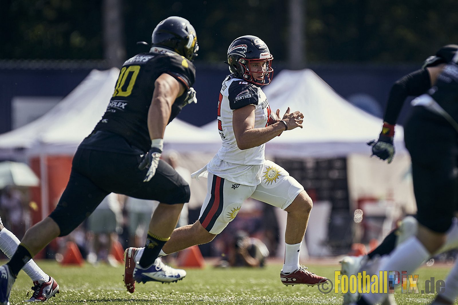 Spiel der GFL2 Season 2023 Düsseldorf Panther vs. Münster Blackhawks am 08.07.2023 im Stadion VfL Benrath, Karl-Hohmann-Straße 70, 40597 Düsseldorf. Punkte Endstand 39 : 0. 
Bildnummer: 2023-07-08_0096 - DPantherVsMsBlackhawks