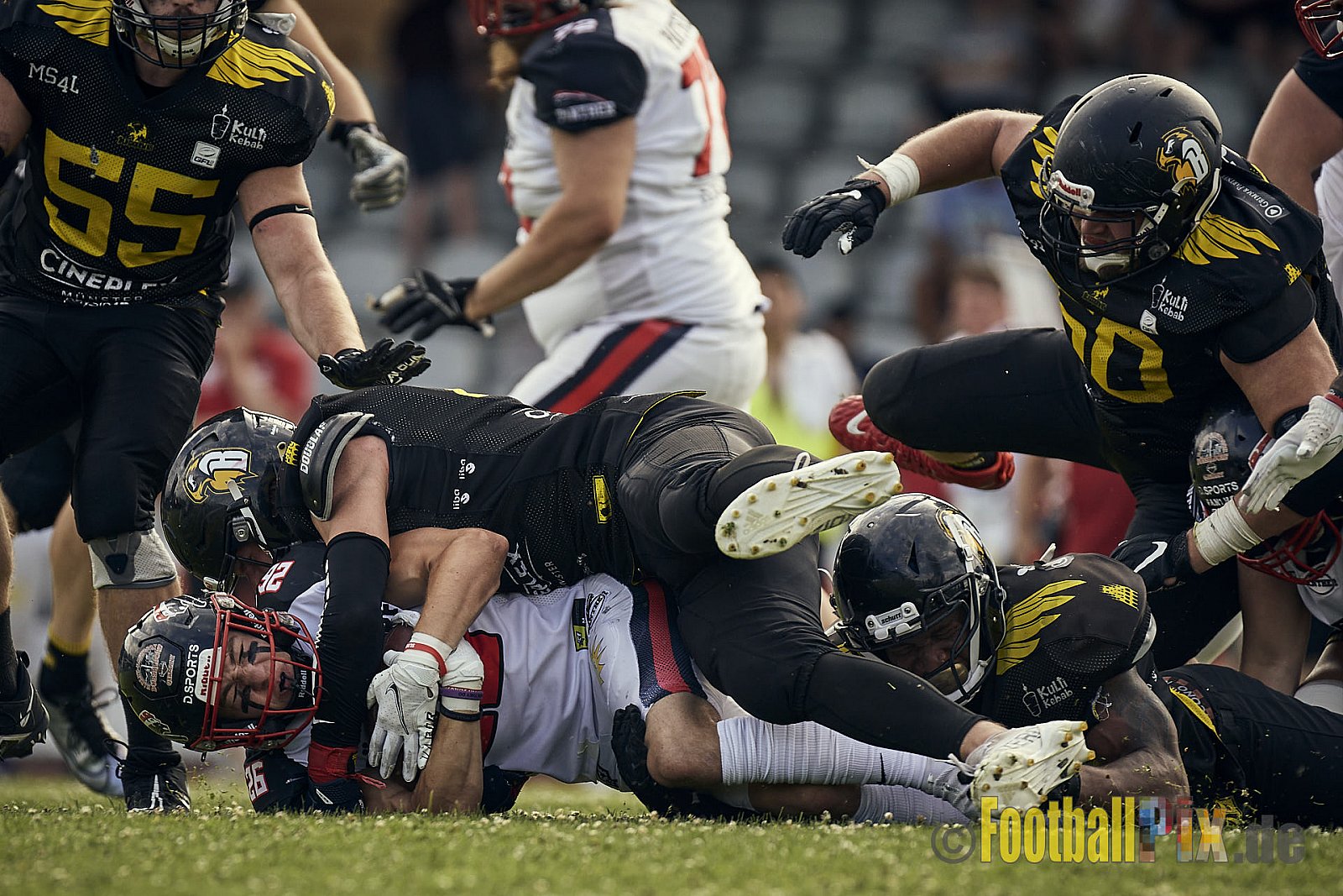 Spiel der GFL2 Season 2023 Düsseldorf Panther vs. Münster Blackhawks am 08.07.2023 im Stadion VfL Benrath, Karl-Hohmann-Straße 70, 40597 Düsseldorf. Punkte Endstand 39 : 0. 
Bildnummer: 2023-07-08_0367 - DPantherVsMsBlackhawks