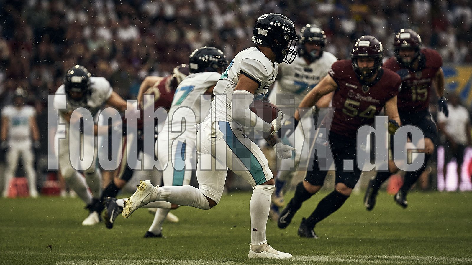 Die 6.Spielwoche der European League of Football (ELF) Season 2023 Rhein Fire vs. Munich Ravens am 09.07.2023 im Stadion Schauinsland-Reisen-Arena, Margaretenstraße 5-7, 47055 Duisburg. Punkte Endstand 39 : 25. 
Bildnummer: 2023-07-09_0378 - ELF MunichRavens@RheinFire