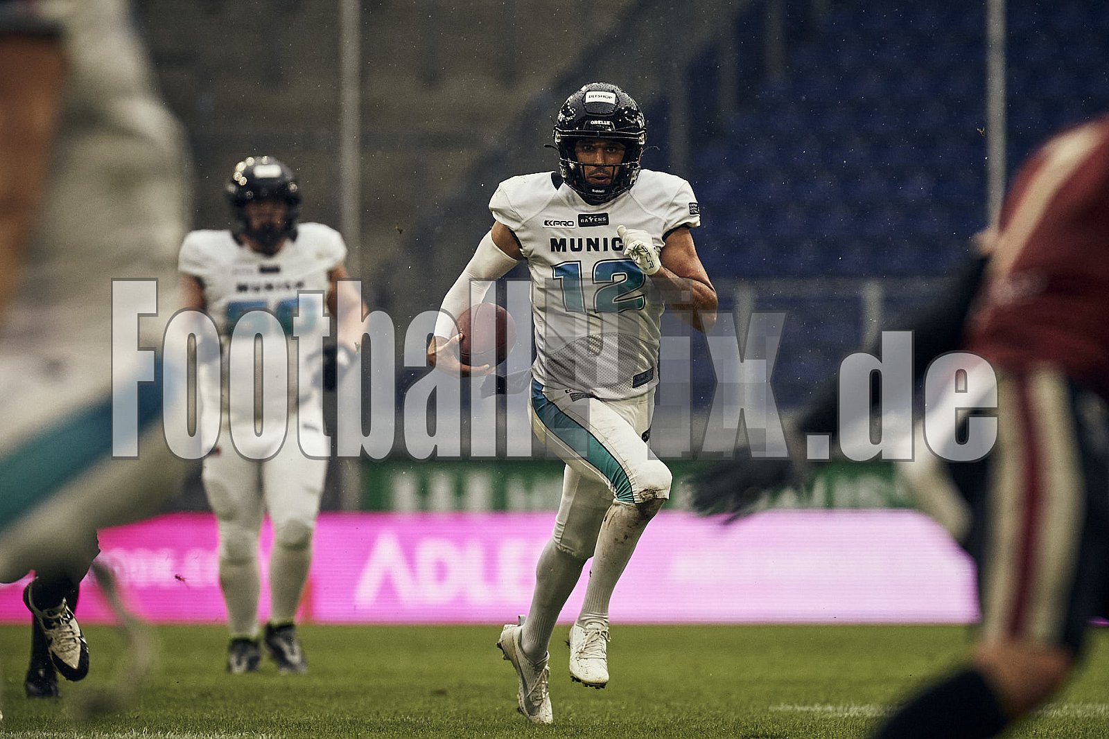 Die 6.Spielwoche der European League of Football (ELF) Season 2023 Rhein Fire vs. Munich Ravens am 09.07.2023 im Stadion Schauinsland-Reisen-Arena, Margaretenstraße 5-7, 47055 Duisburg. Punkte Endstand 39 : 25. 
Bildnummer: 2023-07-09_0655 - ELF MunichRavens@RheinFire