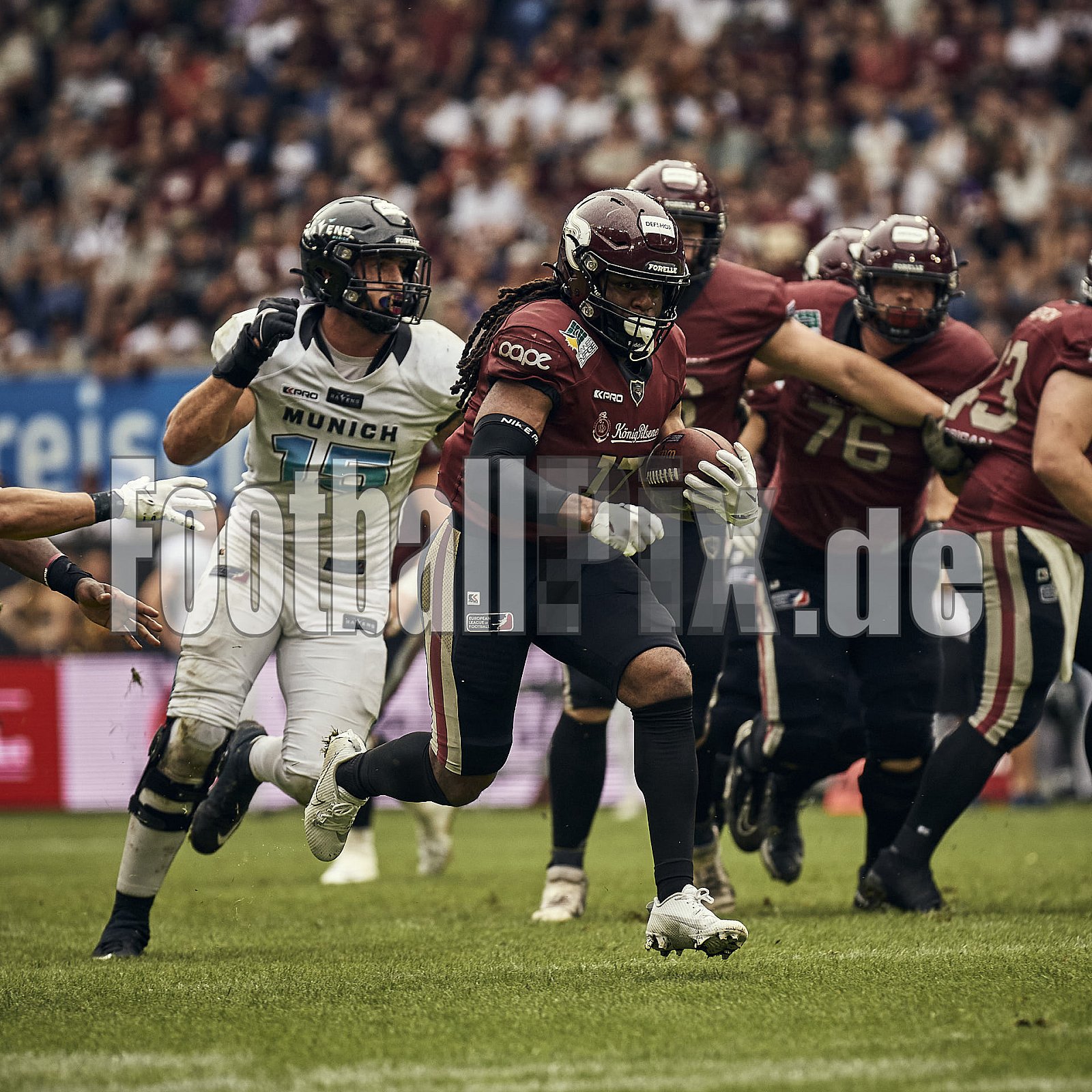 Die 6.Spielwoche der European League of Football (ELF) Season 2023 Rhein Fire vs. Munich Ravens am 09.07.2023 im Stadion Schauinsland-Reisen-Arena, Margaretenstraße 5-7, 47055 Duisburg. Punkte Endstand 39 : 25. 
Bildnummer: 2023-07-09_0777 - ELF MunichRavens@RheinFire