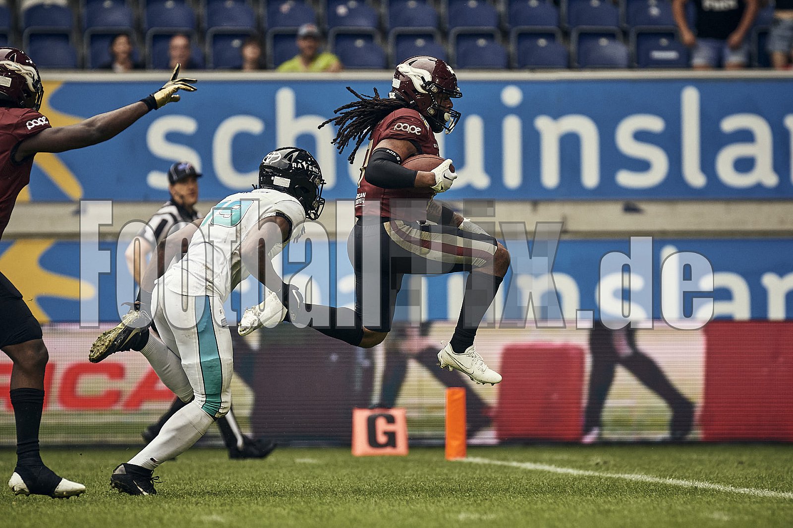 Die 6.Spielwoche der European League of Football (ELF) Season 2023 Rhein Fire vs. Munich Ravens am 09.07.2023 im Stadion Schauinsland-Reisen-Arena, Margaretenstraße 5-7, 47055 Duisburg. Punkte Endstand 39 : 25. 
Bildnummer: 2023-07-09_0867 - ELF MunichRavens@RheinFire