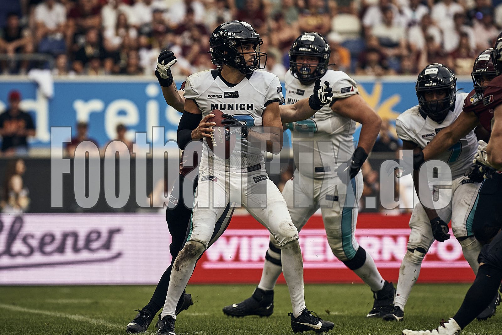 Die 6.Spielwoche der European League of Football (ELF) Season 2023 Rhein Fire vs. Munich Ravens am 09.07.2023 im Stadion Schauinsland-Reisen-Arena, Margaretenstraße 5-7, 47055 Duisburg. Punkte Endstand 39 : 25. 
Bildnummer: 2023-07-09_1032 - ELF MunichRavens@RheinFire