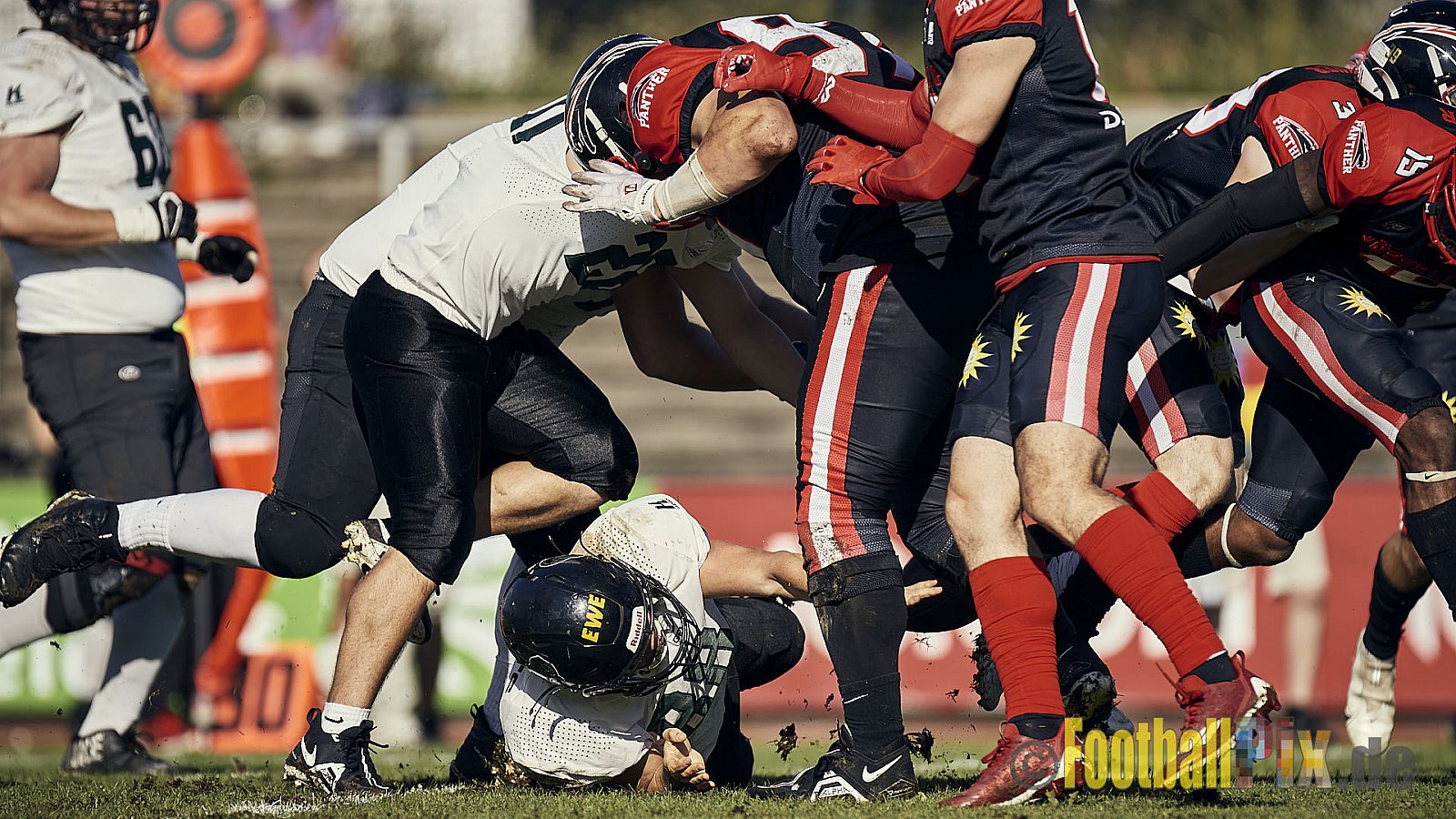 Ligaspiel der GFL2 Season 2023 Düsseldorf Panther vs. Oldenburg Knights am 12.08.2023 im Stadion VfL Benrath, Karl-Hohmann-Straße 70, 40597 Düsseldorf. Punkte Endstand 6 : 8.
Bildnummer: 2023-08-12_0146 - DPantherVsOldenburgKnights