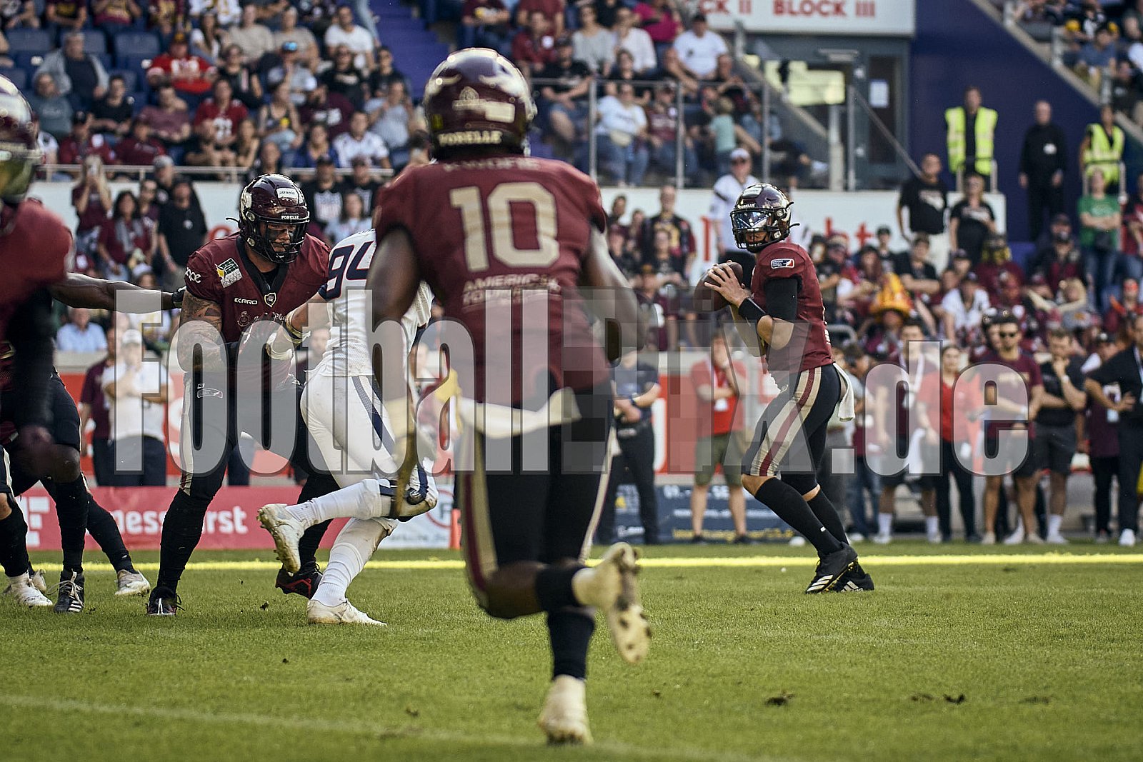 Die 11.Spielwoche der European League of Football (ELF) Season 2023 Rhein Fire vs. Hamburg Sea Devils am 13.08.2023 im Stadion Schauinsland-Reisen-Arena, Margaretenstraße 5-7, 47055 Duisburg. Punkte Endstand 40 : 9. 
Bildnummer: 2023-08-13_0756 - Elf HamburgSeaDevils@RheinFire