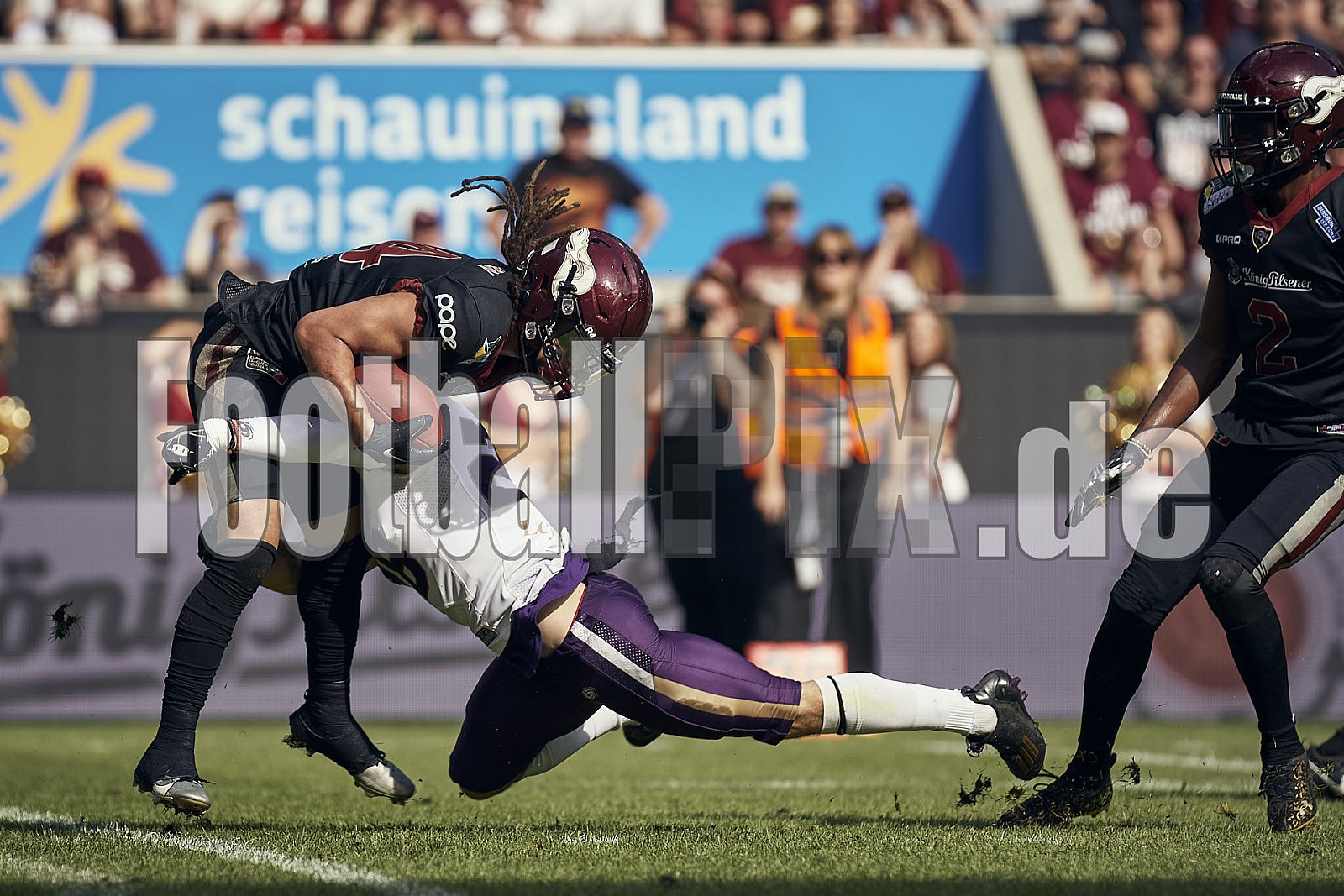 Das Halbfinale der European League of Football (ELF) Season 2023 Rhein Fire vs. Frankfurt Galaxy am 17.09.2023 im Stadion Schauinsland-Reisen-Arena, Margaretenstraße 5-7, 47055 Duisburg. Punkte Endstand 42 : 23. 
Bildnummer: 2023-09-17_0748 - FrankfurtGalaxy@RheinFire