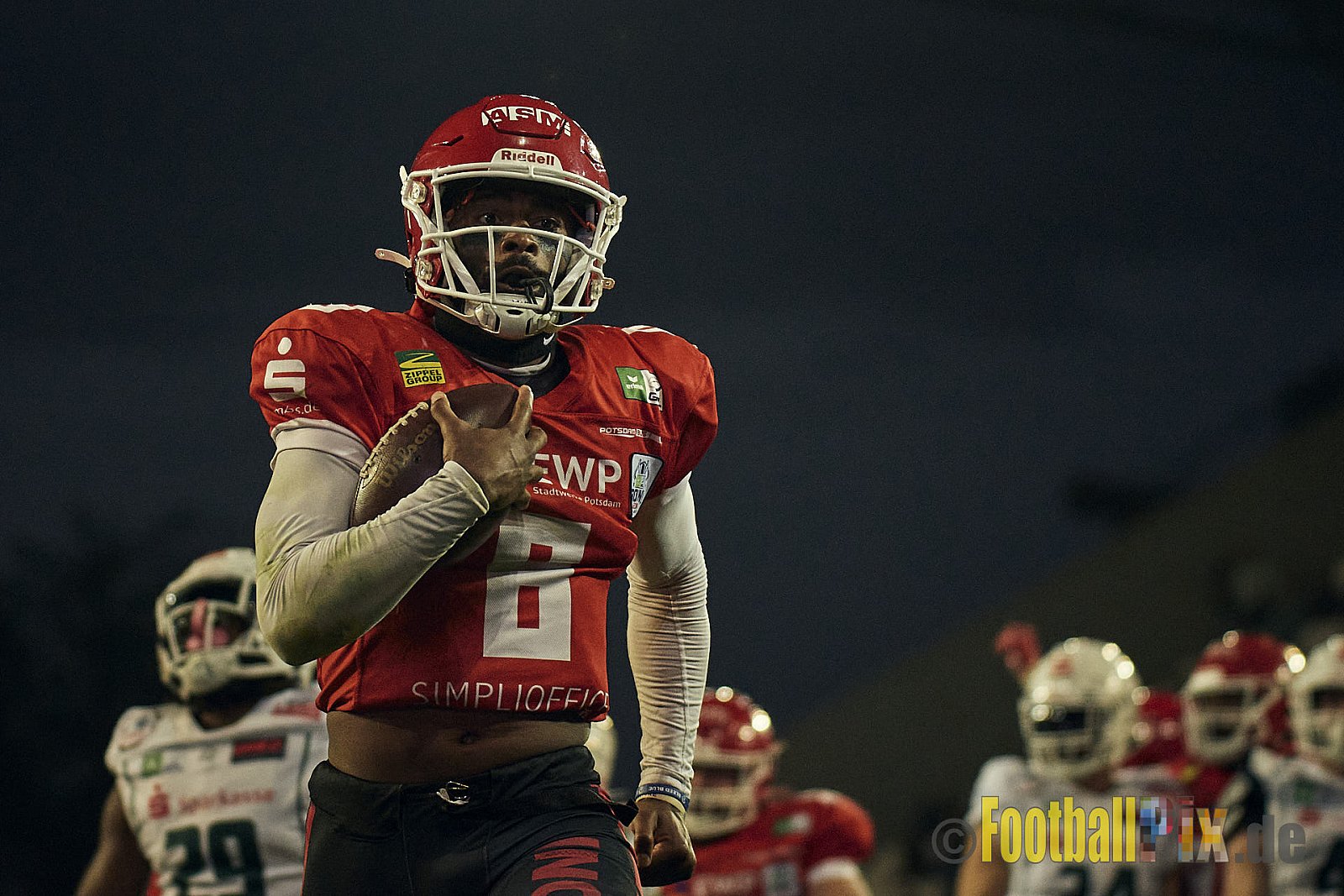 ERIMA GFL Bowl 2023 Potsdam Royals vs. Schwäbisch Hall Unicorns am 14.10.2023 im Stadion Hafenstraße, 45356 Essen. Die Potsdam Royals sind zum ersten Mal Deutscher Meister mit einem Punkte Endstand von 34 : 7. 
Bildnummer: 2023-10-14_0889 - GflBowl2023SchwaebischHallUnicornsVsPotsdamRoyals