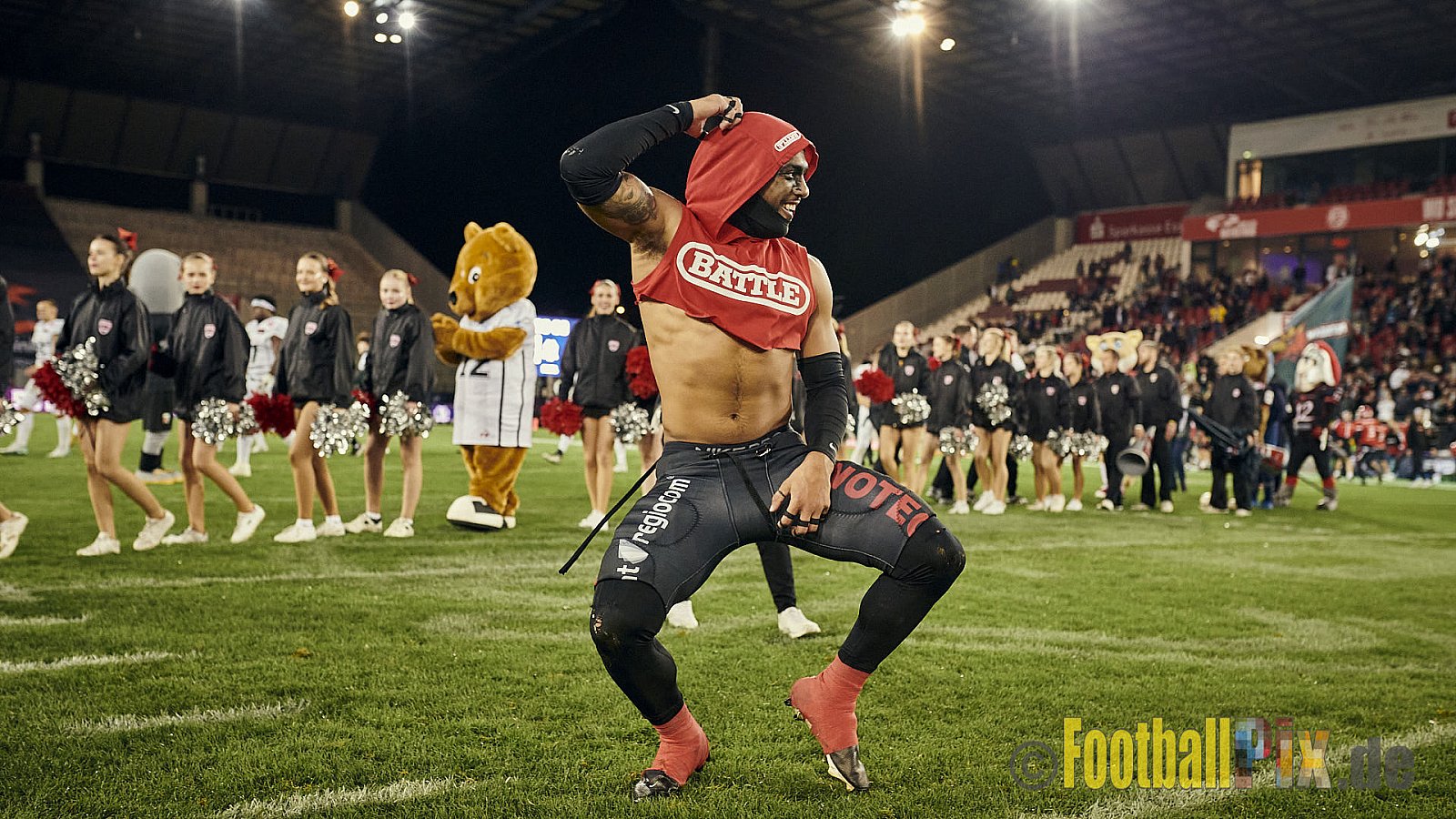 ERIMA GFL Bowl 2023 Potsdam Royals vs. Schwäbisch Hall Unicorns am 14.10.2023 im Stadion Hafenstraße, 45356 Essen. Die Potsdam Royals sind zum ersten Mal Deutscher Meister mit einem Punkte Endstand von 34 : 7. 
Bildnummer: 2023-10-14_1040 - GflBowl2023SchwaebischHallUnicornsVsPotsdamRoyals