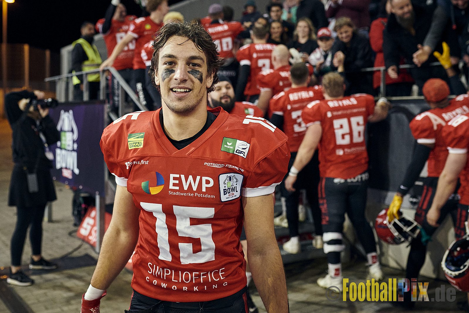ERIMA GFL Bowl 2023 Potsdam Royals vs. Schwäbisch Hall Unicorns am 14.10.2023 im Stadion Hafenstraße, 45356 Essen. Die Potsdam Royals sind zum ersten Mal Deutscher Meister mit einem Punkte Endstand von 34 : 7. 
Bildnummer: 2023-10-14_1050 - GflBowl2023SchwaebischHallUnicornsVsPotsdamRoyals