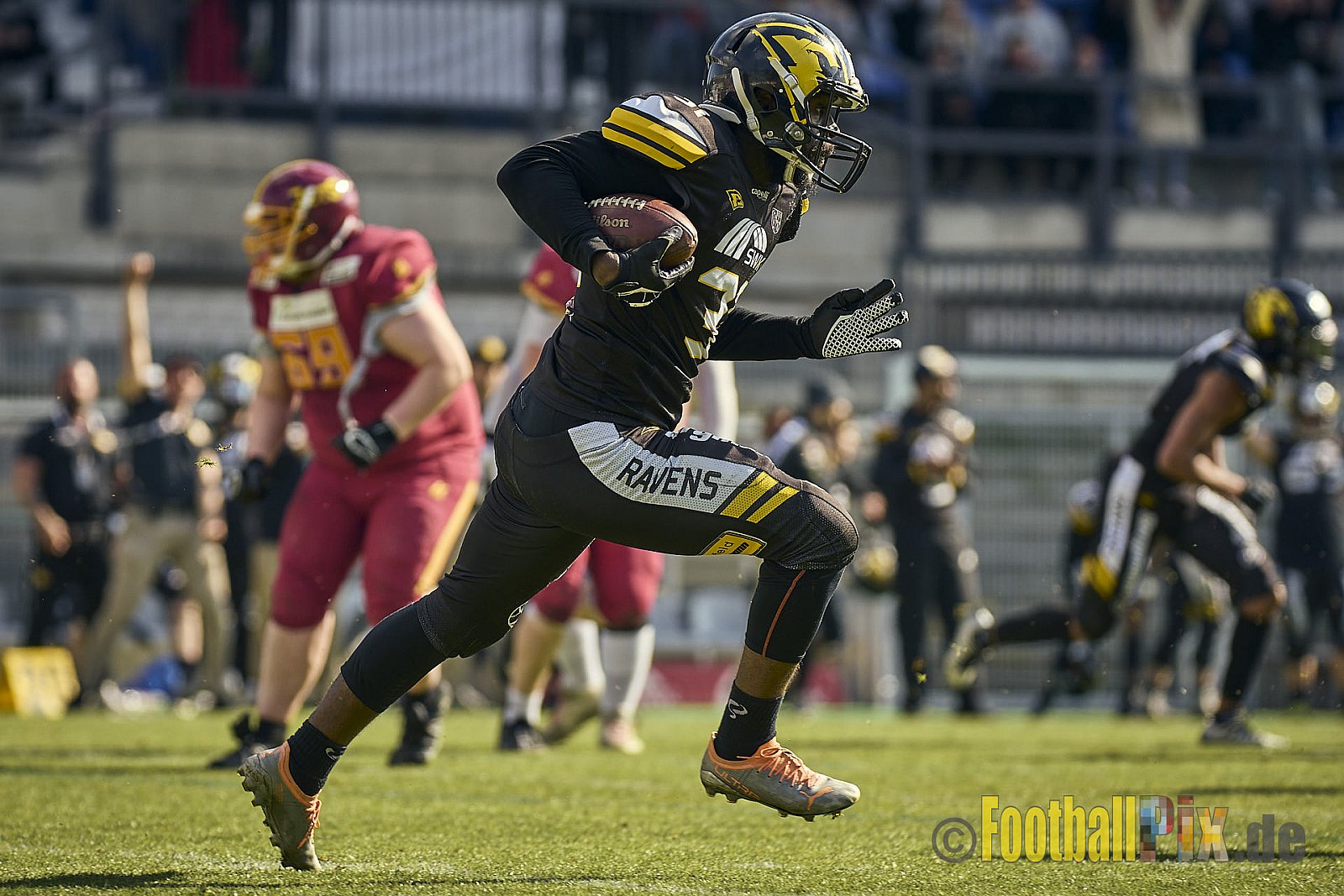 AFCV Regionalliga Season 2024 Krefeld Ravens vs. Troisdorf Jets am 05.05.2024 im Stadion Grotenburg, Tiergartenstraße 165, 47800 Krefeld, Punkte Endstand 46 : 14.
[Bildnummer: 2024-05-05_0633] - KrefeldRavensVsTroisdorfJets