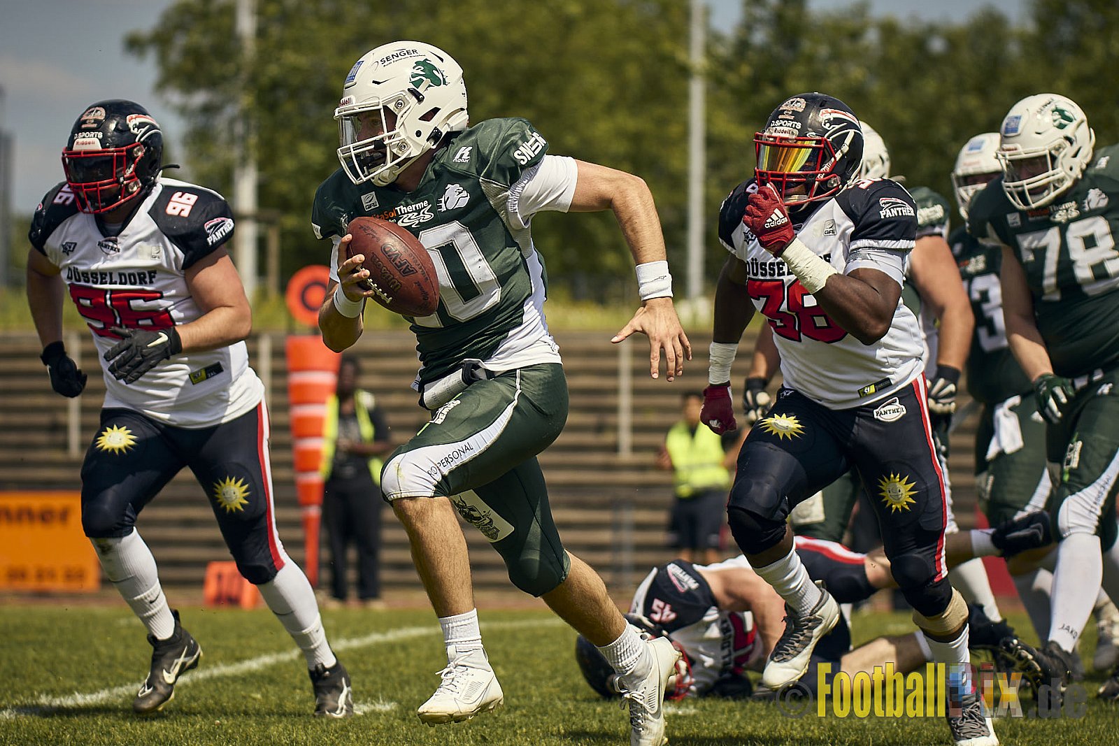 GFL2 Season 2024 Düsseldorf Panther vs. Bielefeld Bulldogs am 09.06.2024 im Bezirks Sportanlage Benrath, Nürnberger Straße, Benrath, Stadtbezirk 9, Dusseldorf, North Rhine – Westphalia, 40599, Germany. Punkte Endstand 30 : 0. - DPantherVsBielefeldBulldogs
