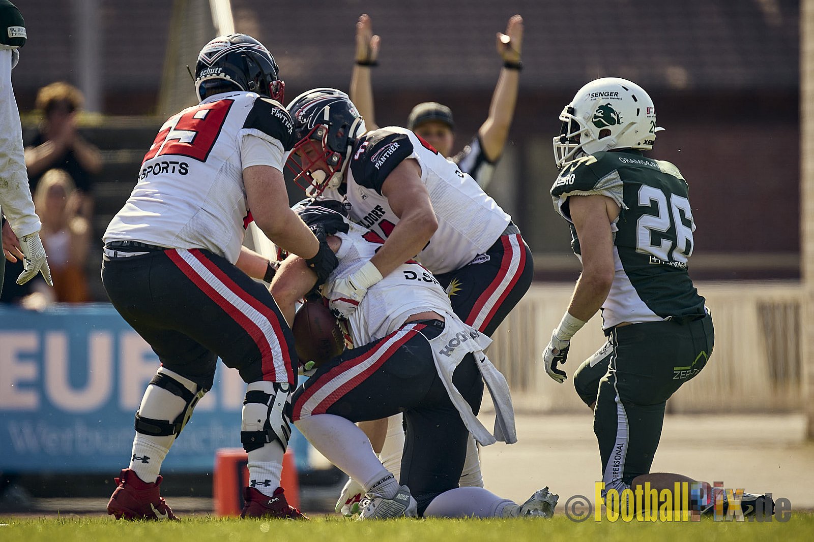 GFL2 Season 2024 Düsseldorf Panther vs. Bielefeld Bulldogs am 09.06.2024 im Bezirks Sportanlage Benrath, Nürnberger Straße, Benrath, Stadtbezirk 9, Dusseldorf, North Rhine – Westphalia, 40599, Germany. Punkte Endstand 30 : 0. - DPantherVsBielefeldBulldogs