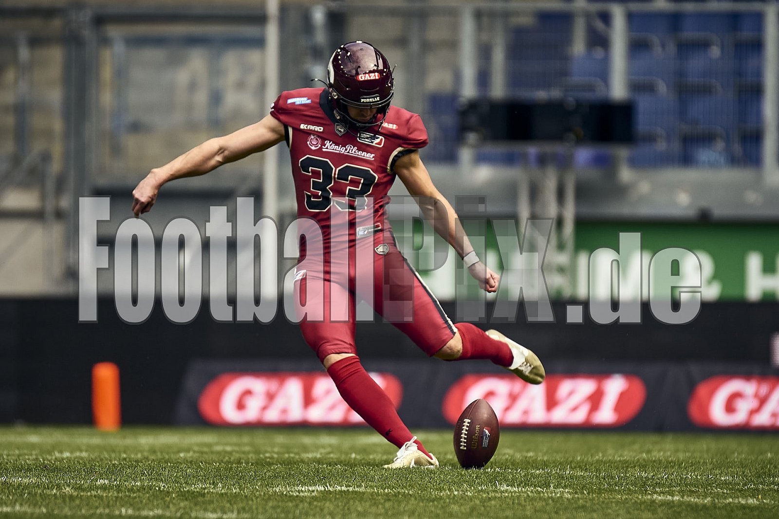 Die 7.Spielwoche der European League of Football (ELF) Season 2024 Cologne Centurions at Rhein Fire am 07.07.2024 im Stadion Schauinsland-Reisen-Arena, 5-7, Margaretenstraße, Neudorf-Süd, Duisburg-Mitte, Duisburg, North Rhine-Westphalia, 47055, Germany. Spiel Endstand 09 : 62. Bildnummer: 2024-07-07_0291 - Elf CologneCenturionsAtRheinFire